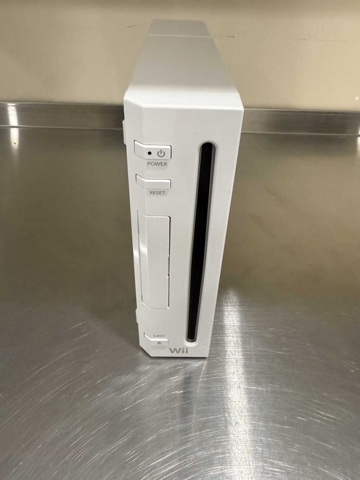 Nintendo Wii RVL-001 512 MB Home Console – White