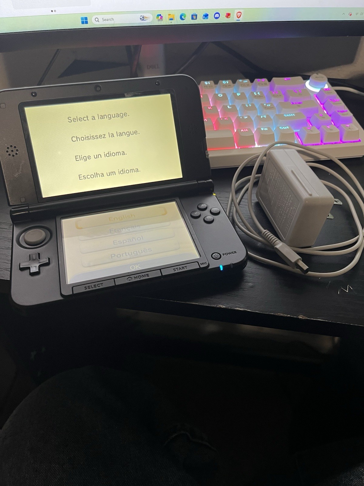 Nintendo 3DS XL Black Handheld Console 3D REGION FREE w/ AC Adapter