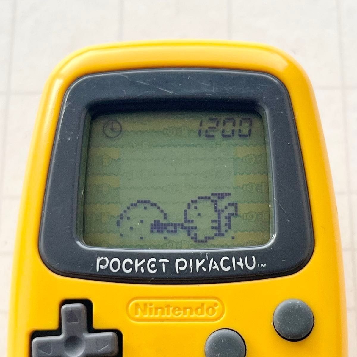 Nintendo Pocket Pikachu MPG-001 Pokemon Virtual Pet Pedometer Tested Vintage