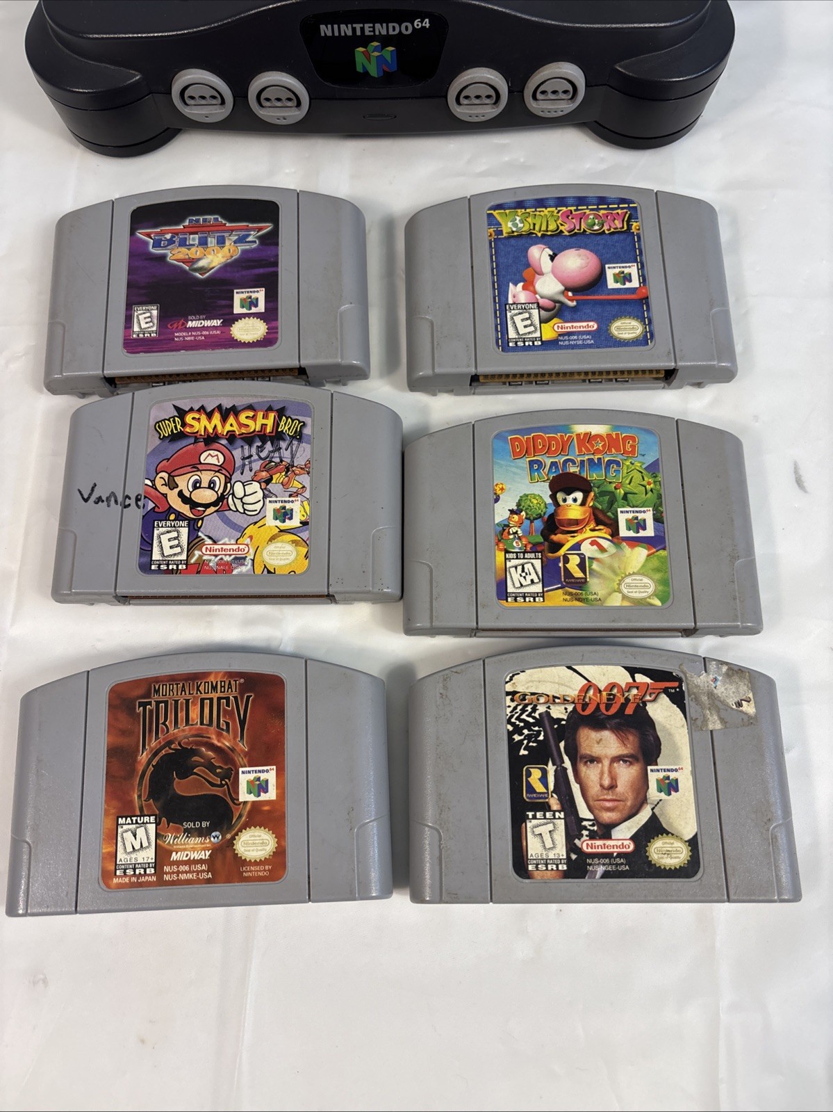 Nintendo 64 N64 Console w/ Memory Expansion 2 Controllers Games & Cords Untested