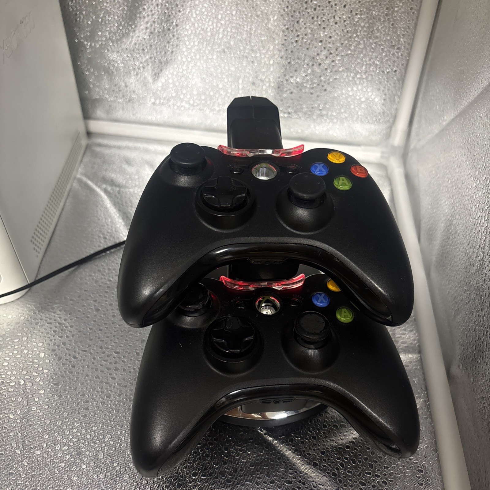 Xbox 360 l 60GB Console Bundle w Games + Controllers+ component HD AV cable