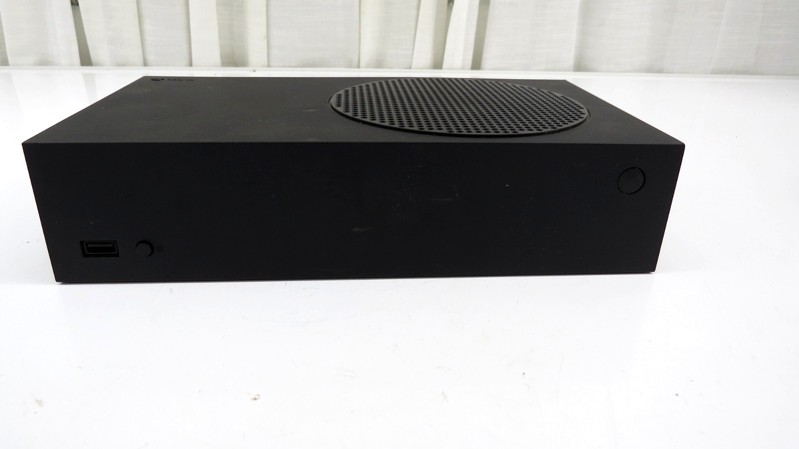 Microsoft Xbox Series S 1 TB Black All Digital Game Console 1883 W/Controller