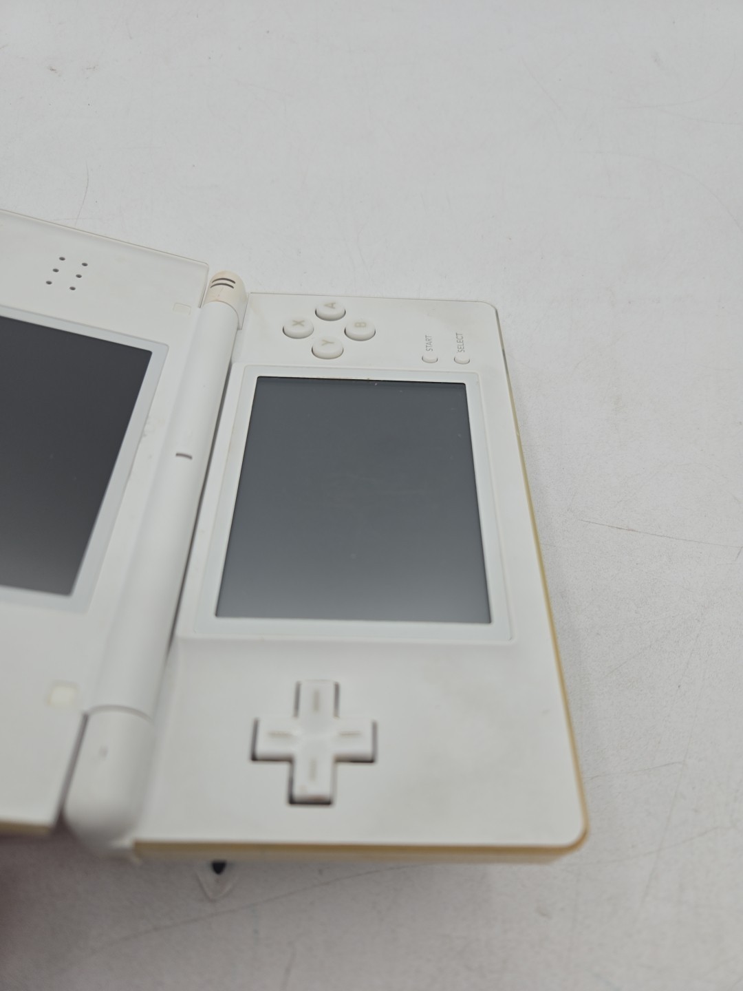 Nintendo DS Lite Polar White Handheld System Bundle Charger Game Stylus Clean!!!