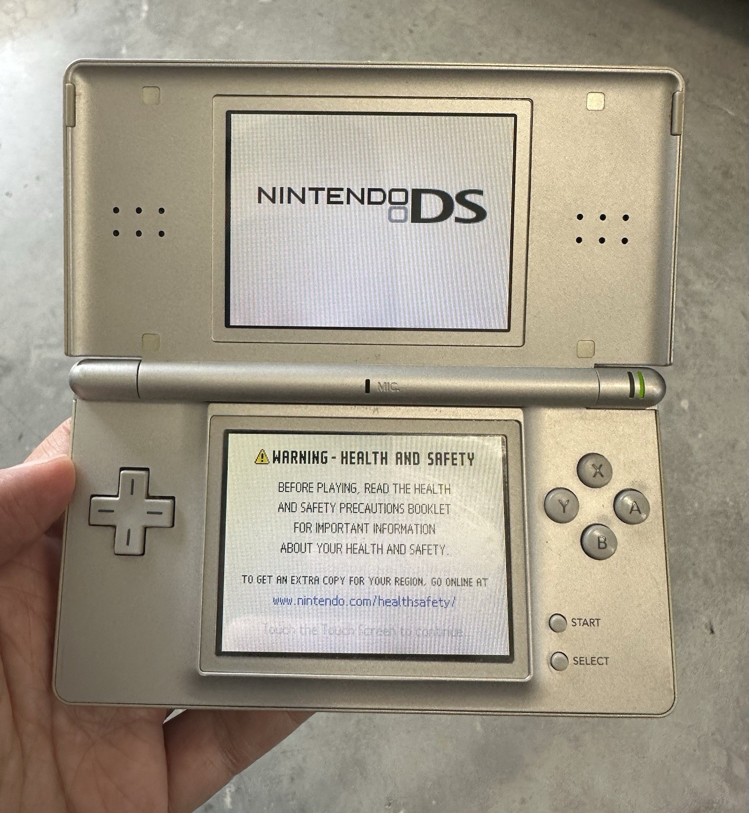 Nintendo DS Lite Console USG-001 with charger – Silver (Tested, Working)