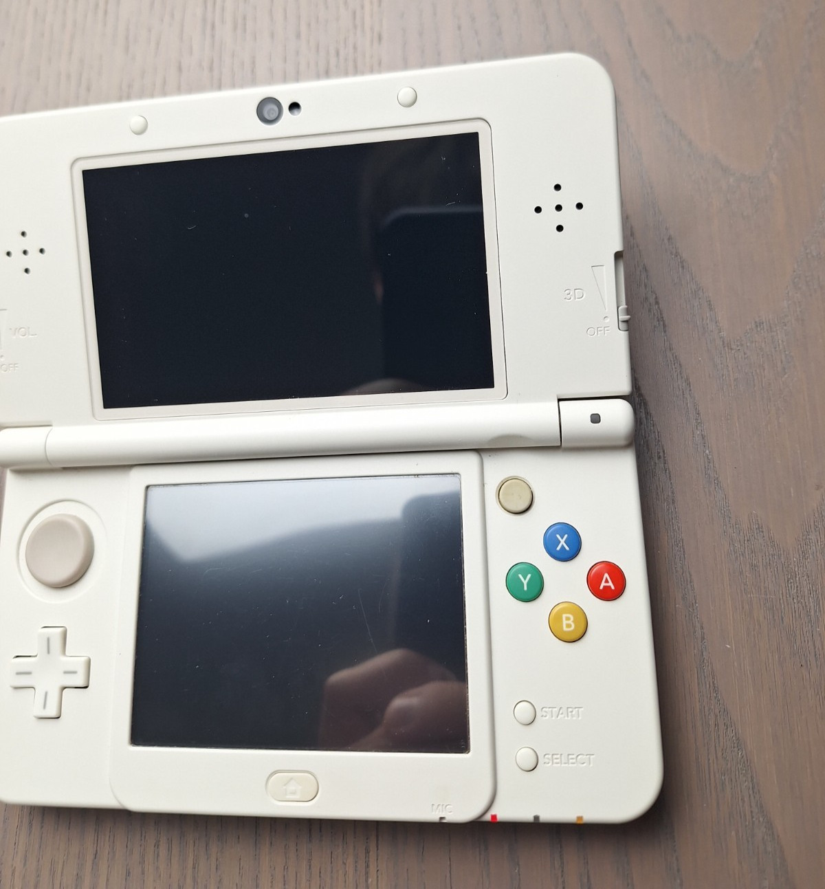 Nintendo New 3DS White | Charger + 32GB SD Card | Region Free | USA Seller
