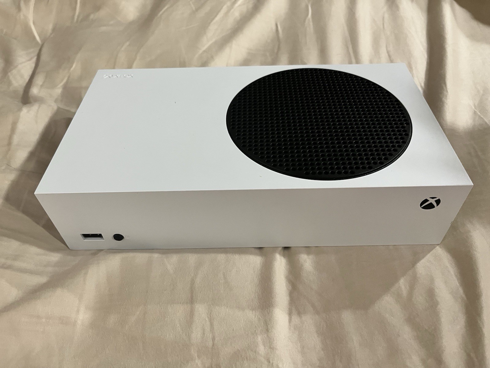Microsoft Xbox Series S White W/ Cord and Controller 512GB
