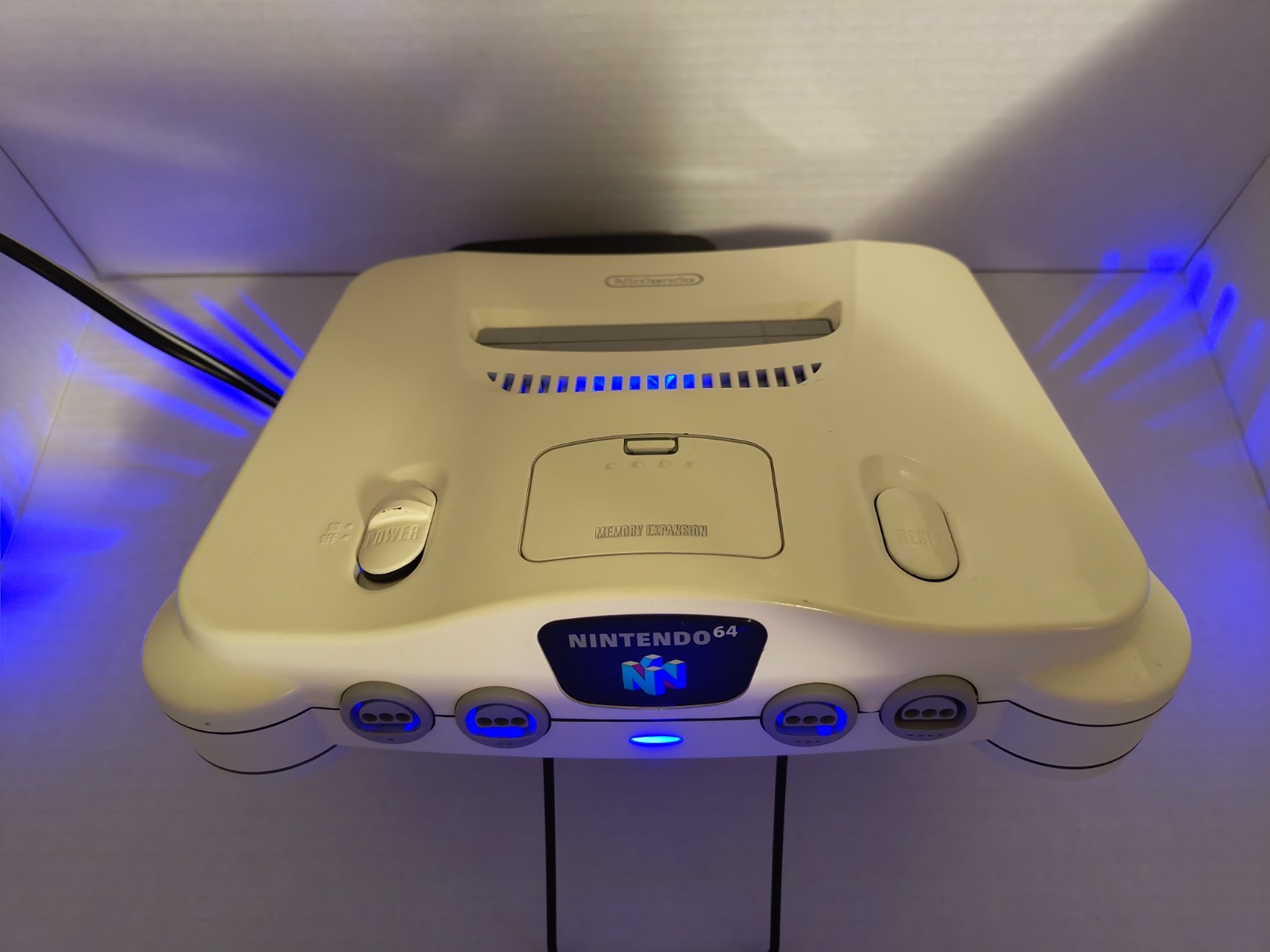 N64 Custom Console (White w/ Blue LED) Model # NUS-001 *CONSOLE/POWER CORD ONLY*