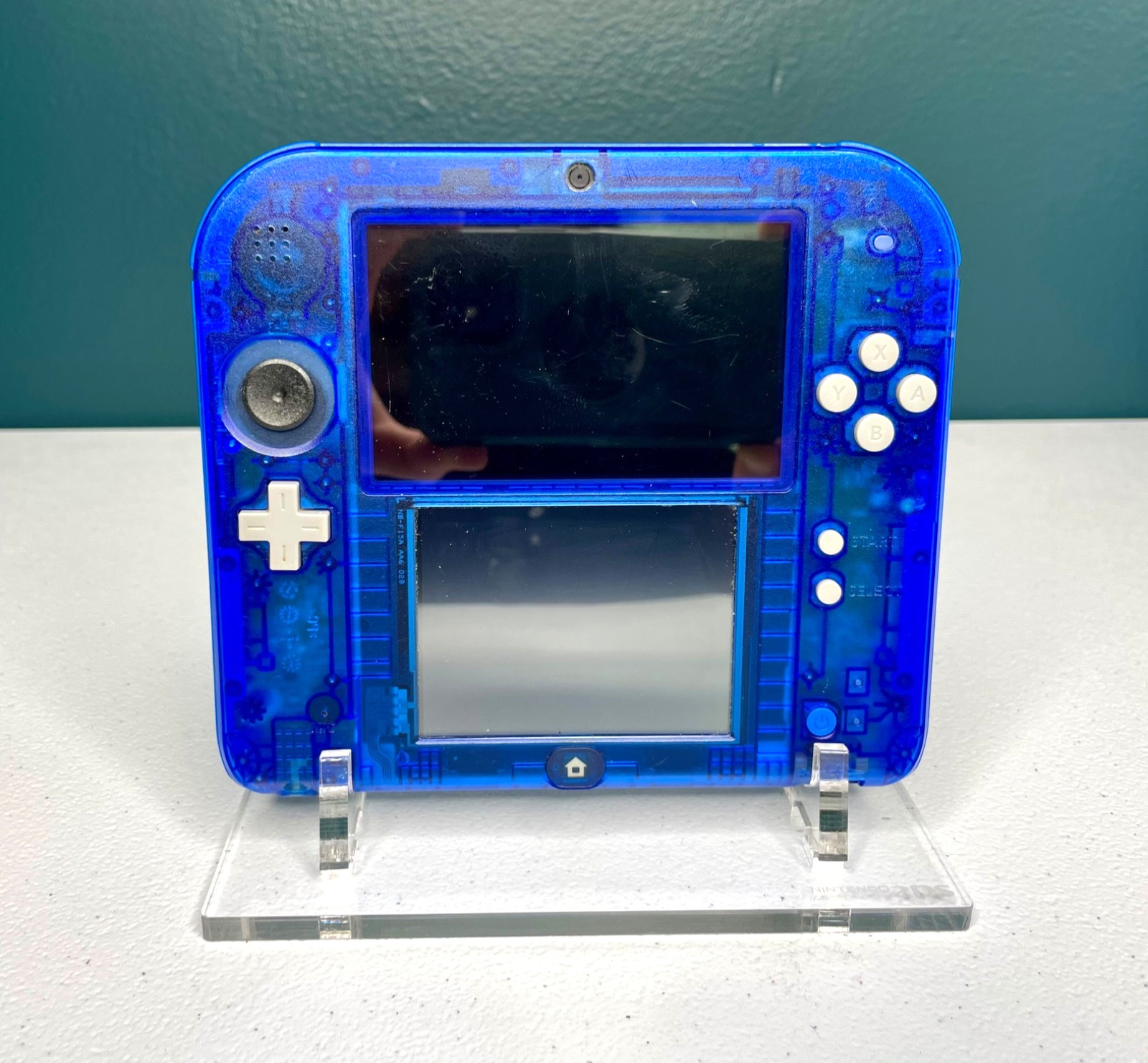 Nintendo 2DS Crystal Blue Console w/ Charger Stylus 16GB SD – Camera Doesnt Work