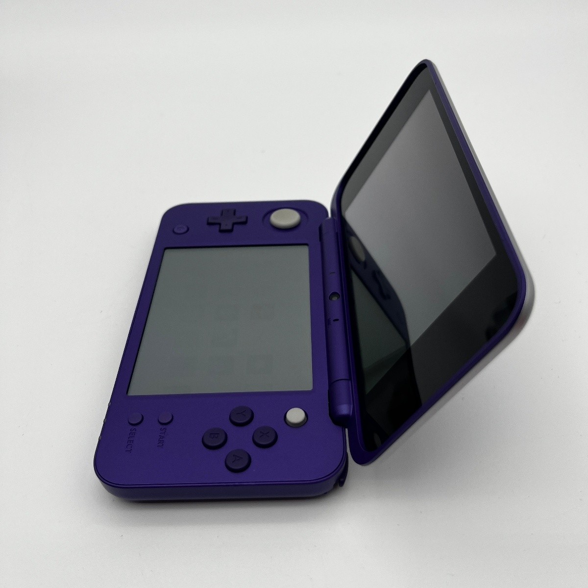 Nintendo 2DS XL Mario Kart 7 Console Bundle – Purple/Silver Complete In Box CIB