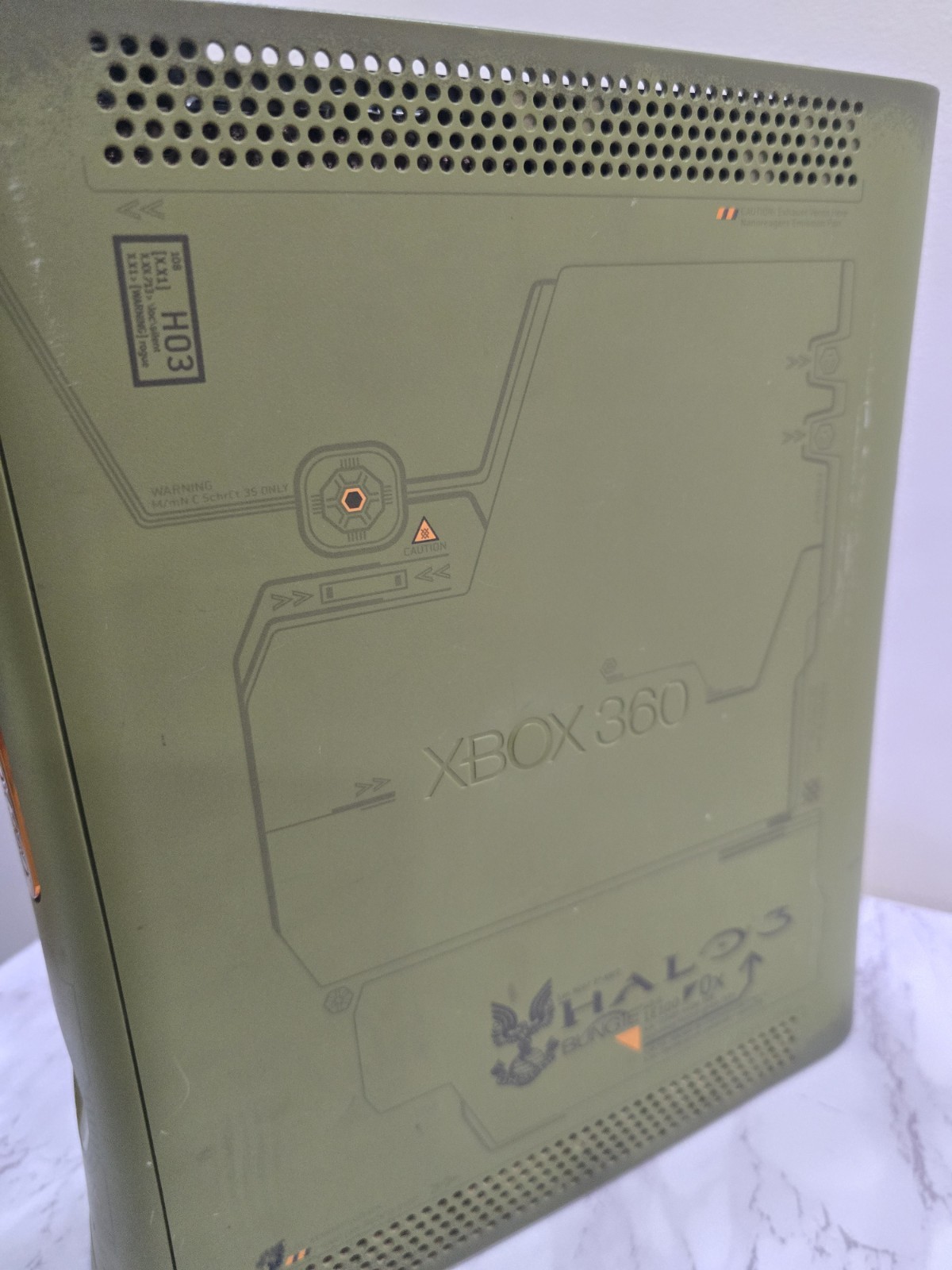 Xbox 360 – Halo 3 Edition Console only for parts, READ