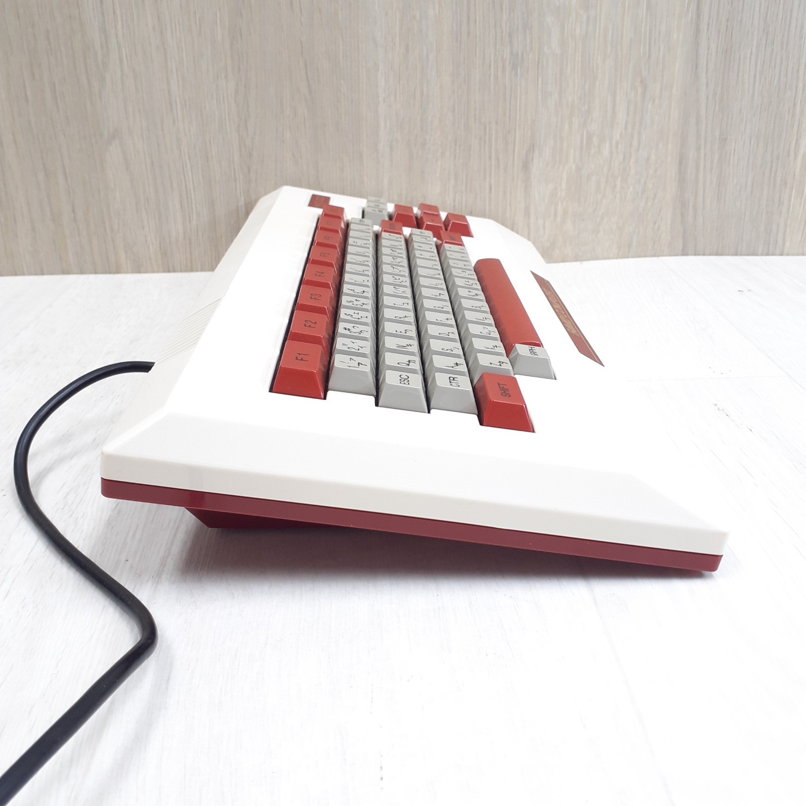 Nintendo Famicom Console with Family Basic Keyboard & 10 Games HVC-001 HVC-007
