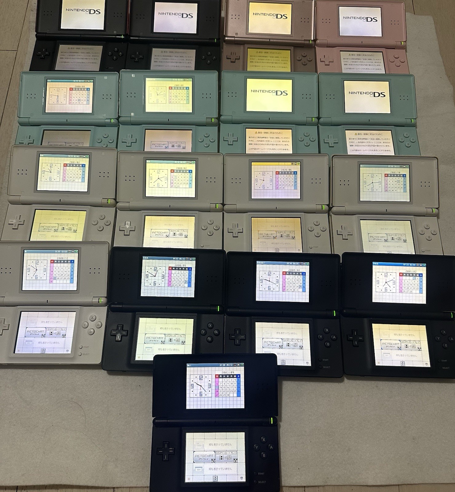 【Screen Yellowed】Lot 17 of Nintendo DS Lite random color Console Japan Working