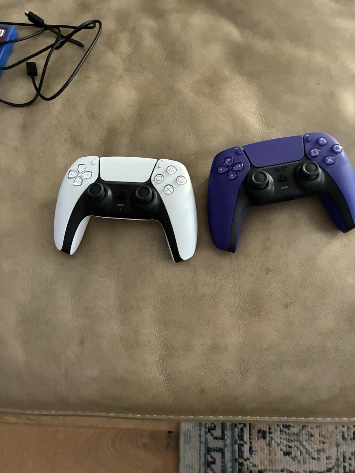 PlayStation PS5 Standard Disc 2 Controllers And Spider-Man Game, 825GB