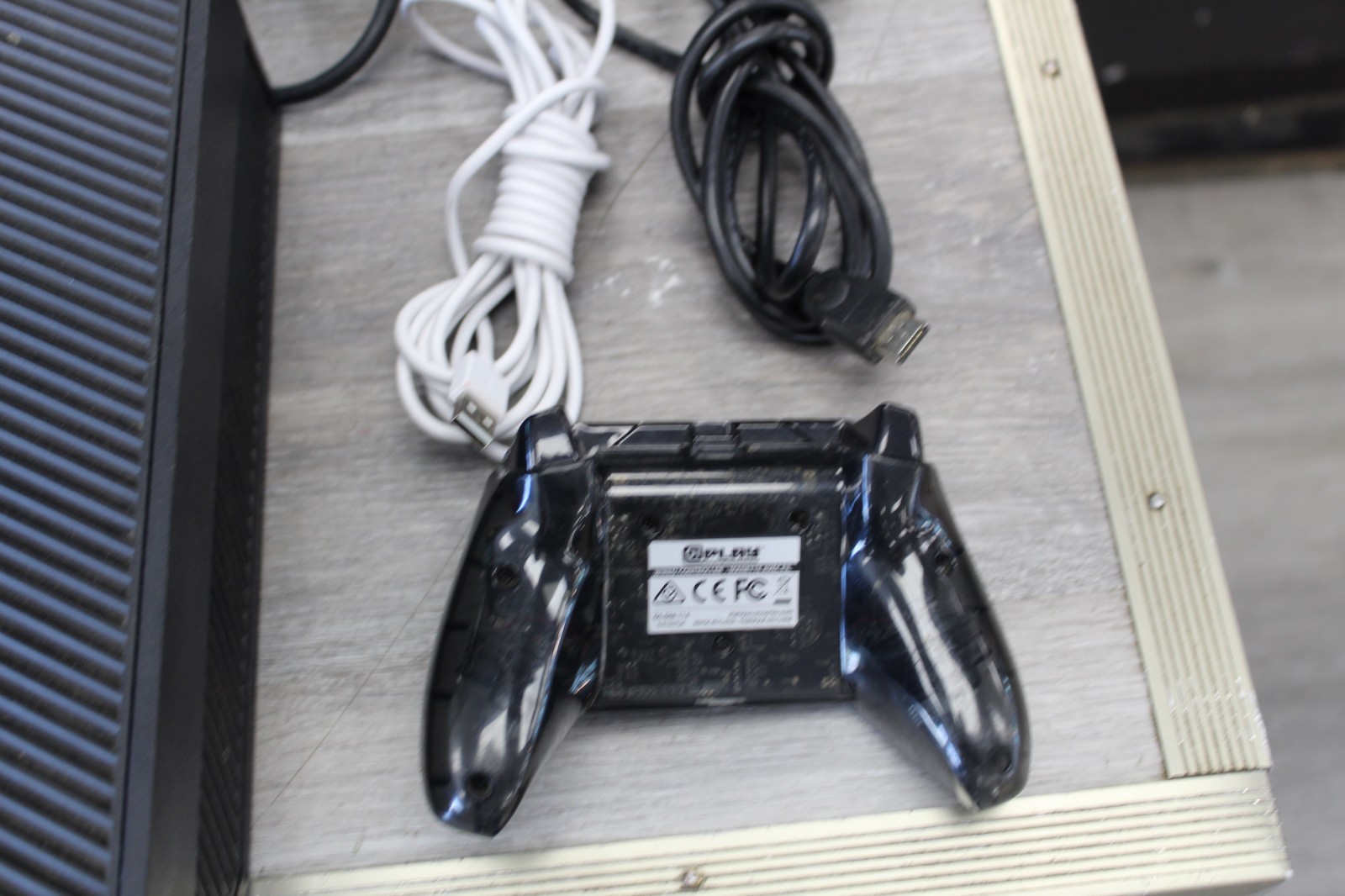 Microsoft Xbox One 500GB Console Original – Black with Wired Controller