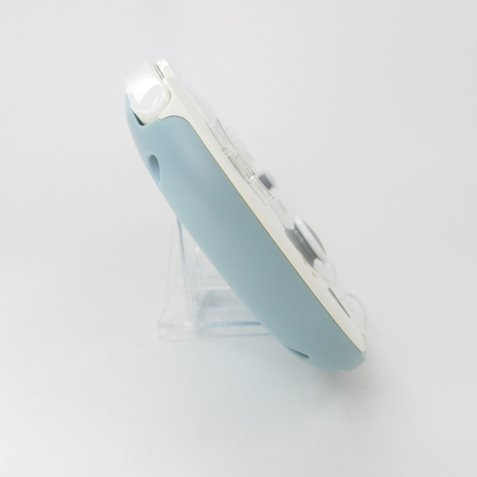 【Excellent】Sony PS Vita PCH-2000 Light Blue / White Wi-Fi Model Console only #NE