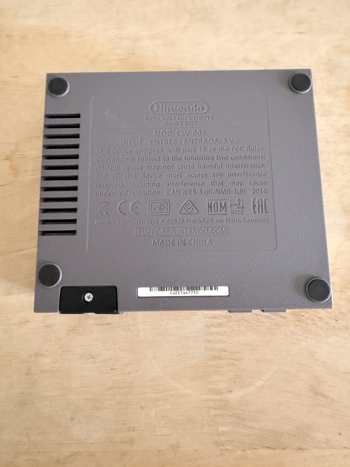 Nintendo Entertainment System NES Classic Edition Model CLV-001 Mini Console OEM