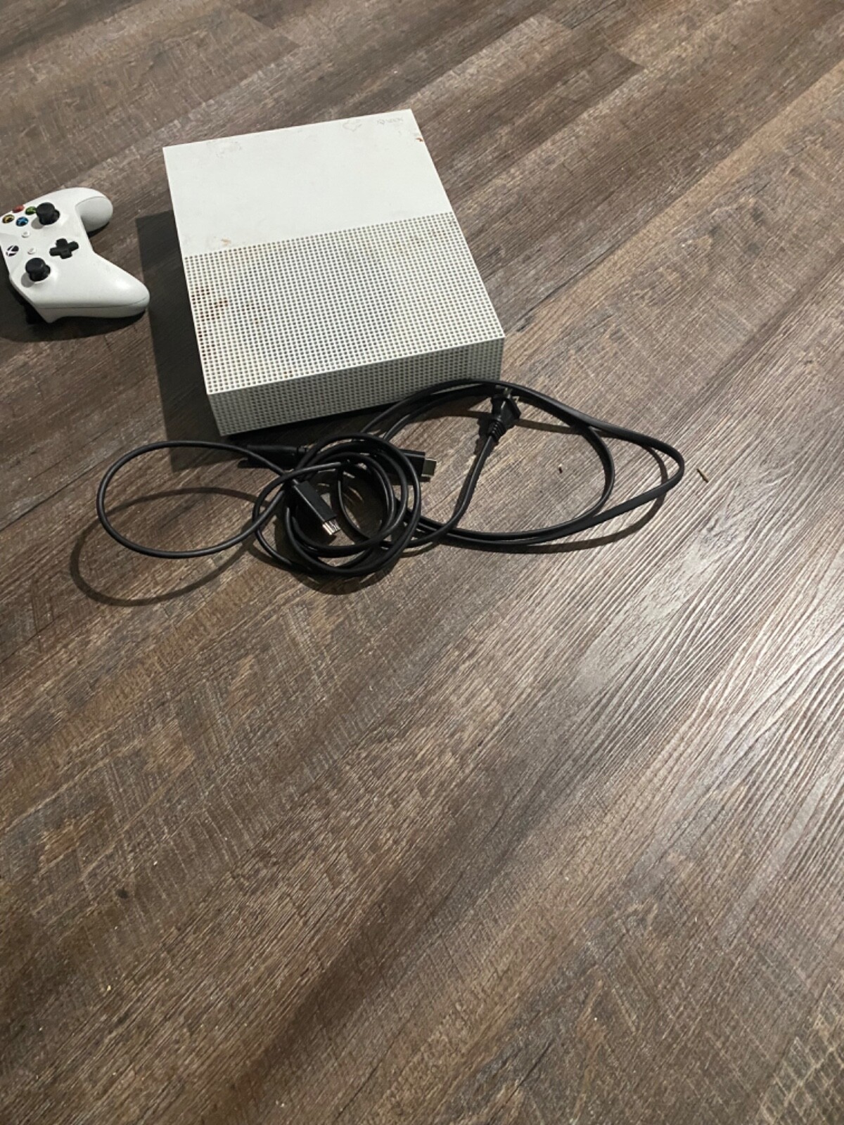 Microsoft Xbox One S 500GB Video Game Console – White (ZQ9-00001)