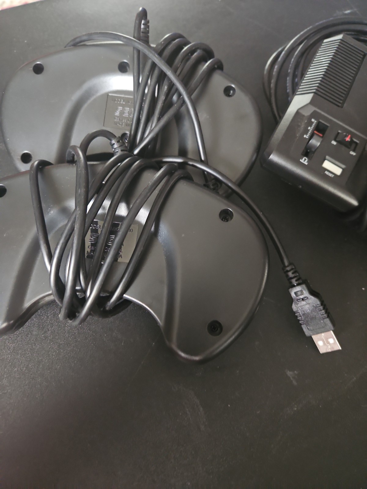 SEGA Genesis Mini 1 (2019) HDMI Console with 2 Wired Controller – USED