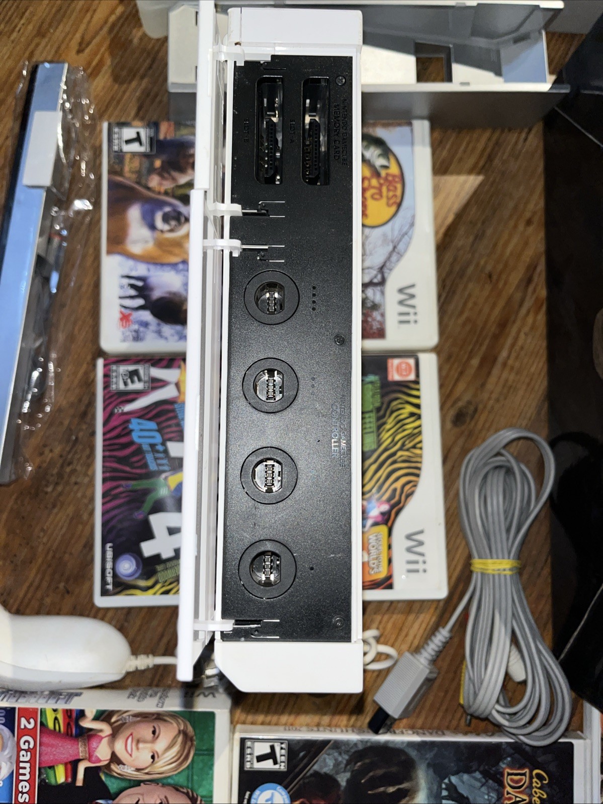 Nintendo Wii GameCube Compatible Deer Drive Cabelas Bundle Hunting RVL-001