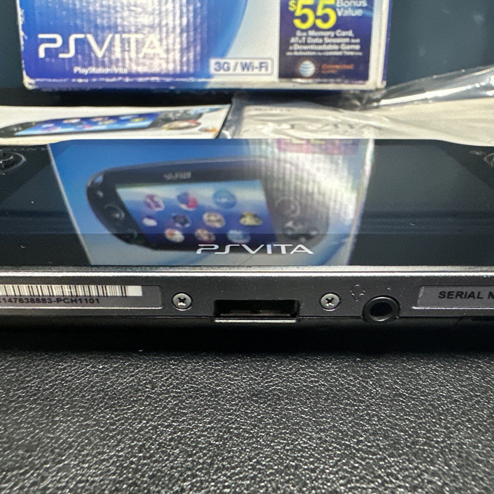 Sony PlayStation PS Vita PCH-1001 Handheld Console Black w/ Box Manual Case NTSC
