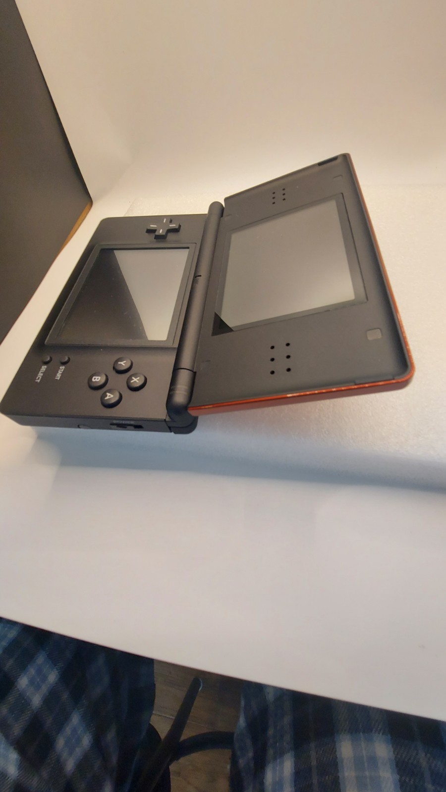 NIB Nintendo DS Lite Crimson Handheld System Console Tested