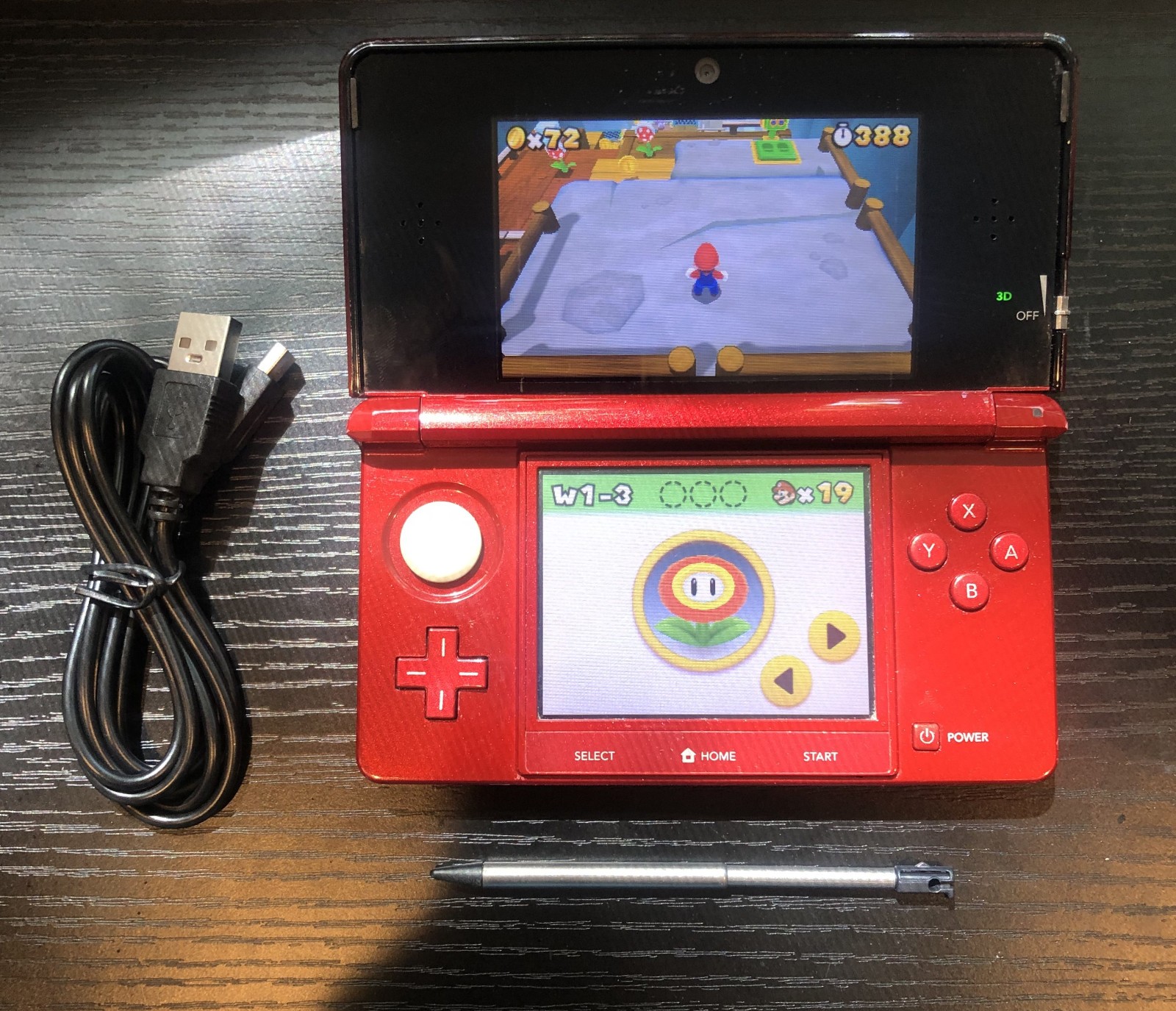 Nintendo 3DS Flame Red CTR-001 Handheld Console w/ Charger/Stylus– Fully Tested