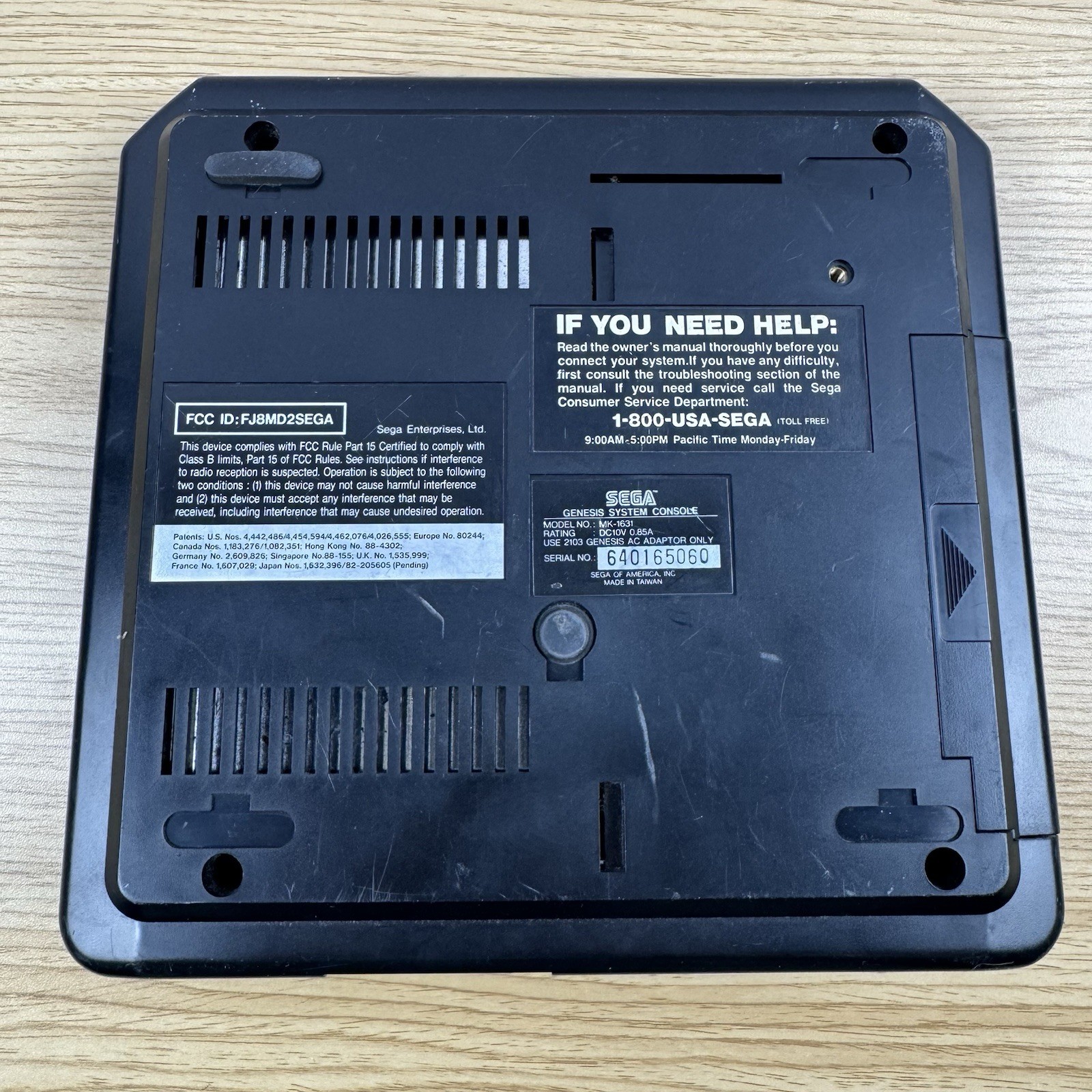 Sega Genesis 2 Black MK-1631 Video Game Console Turns On