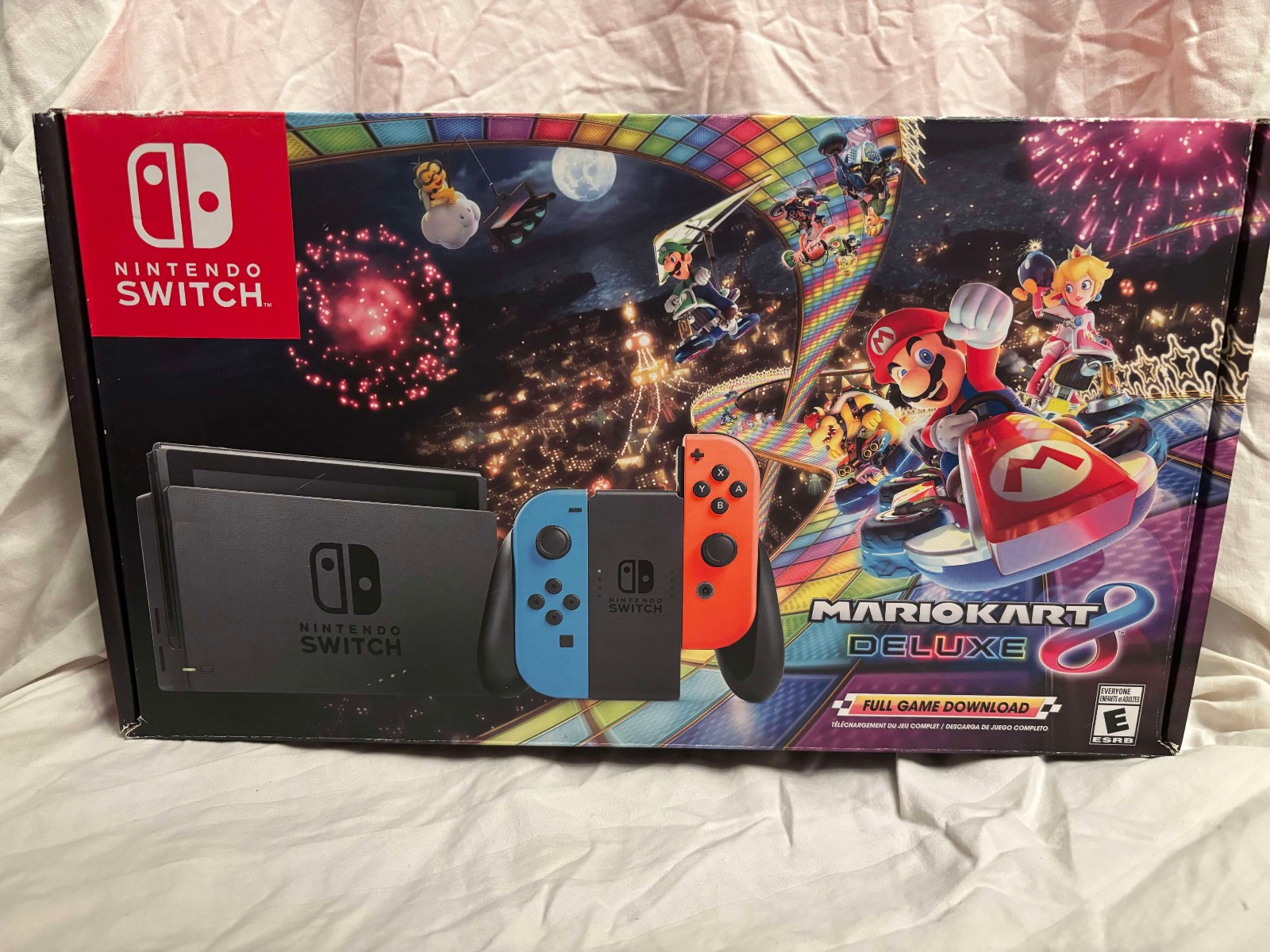 (NO GAME) Nintendo Switch Console Mario Kart 8 Deluxe w/ Box and accessories