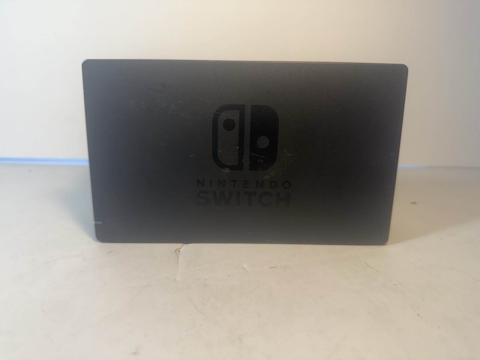 Nintendo Switch Bundle with 1 Game and 128 Gb SD Card Excellent Condition