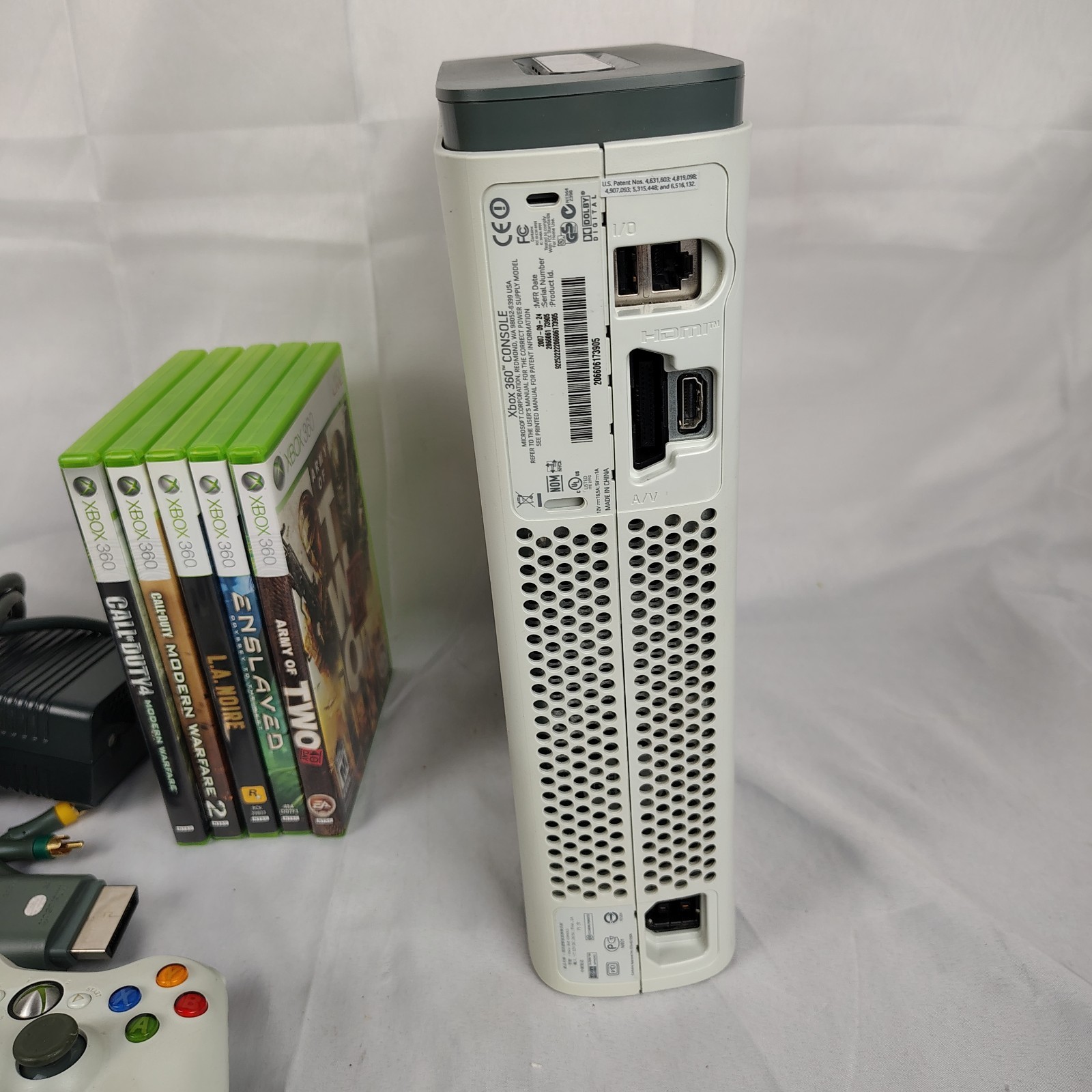 Xbox 360 Console Bundle White 12gb Games Controller Cords