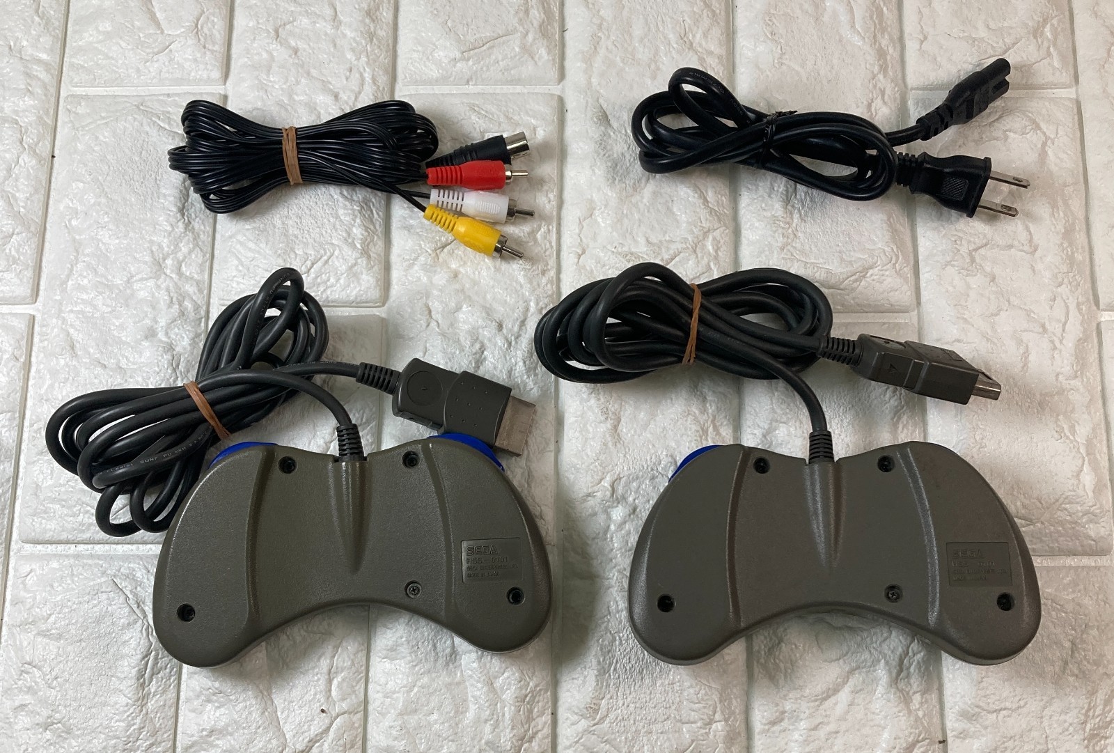 Sega Saturn Console White Japanese Version HST-3220 games 3 It works #SS10W