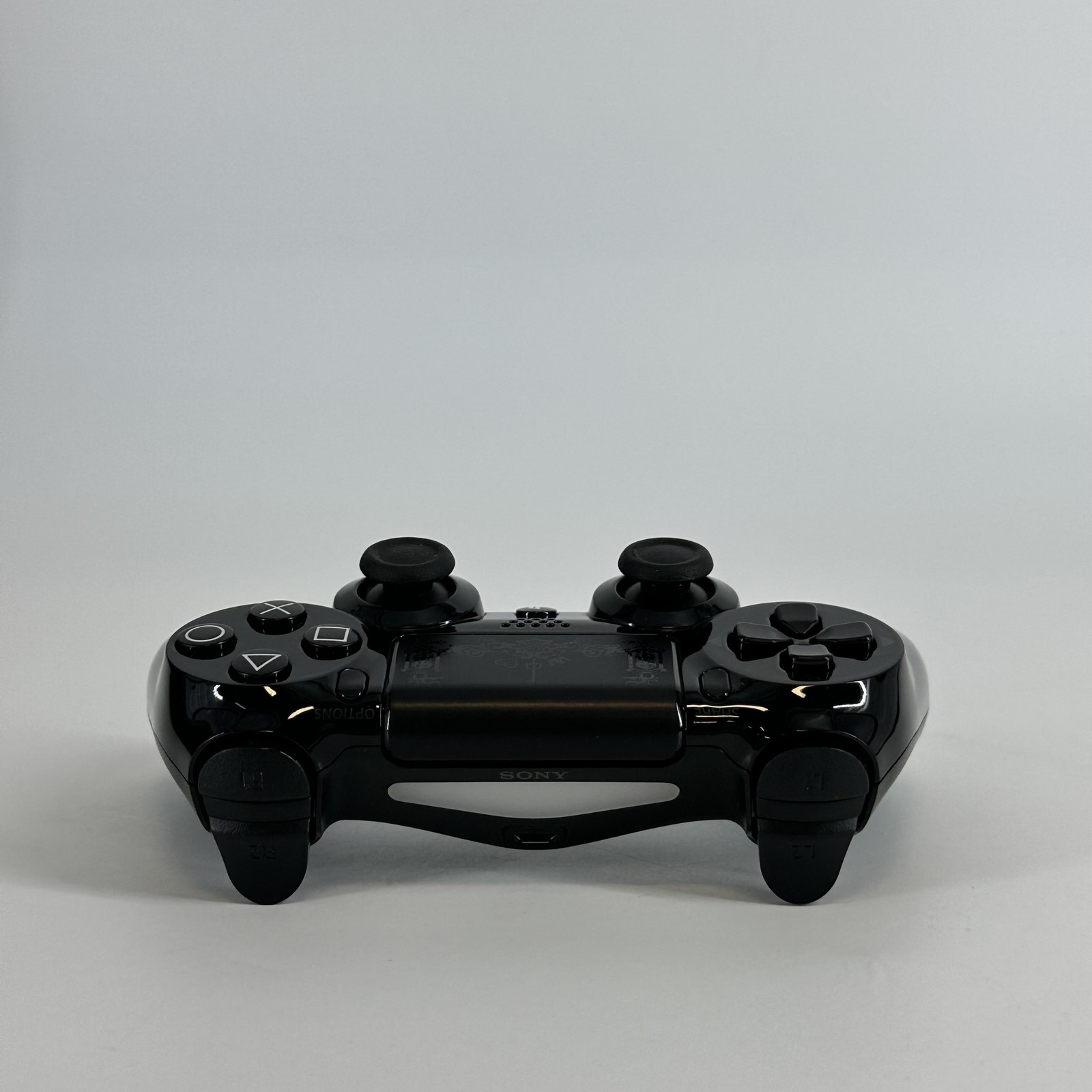 Sony PlayStation 4 Pro Console 1TB Kingdom of Hearts III Edition – Very Good