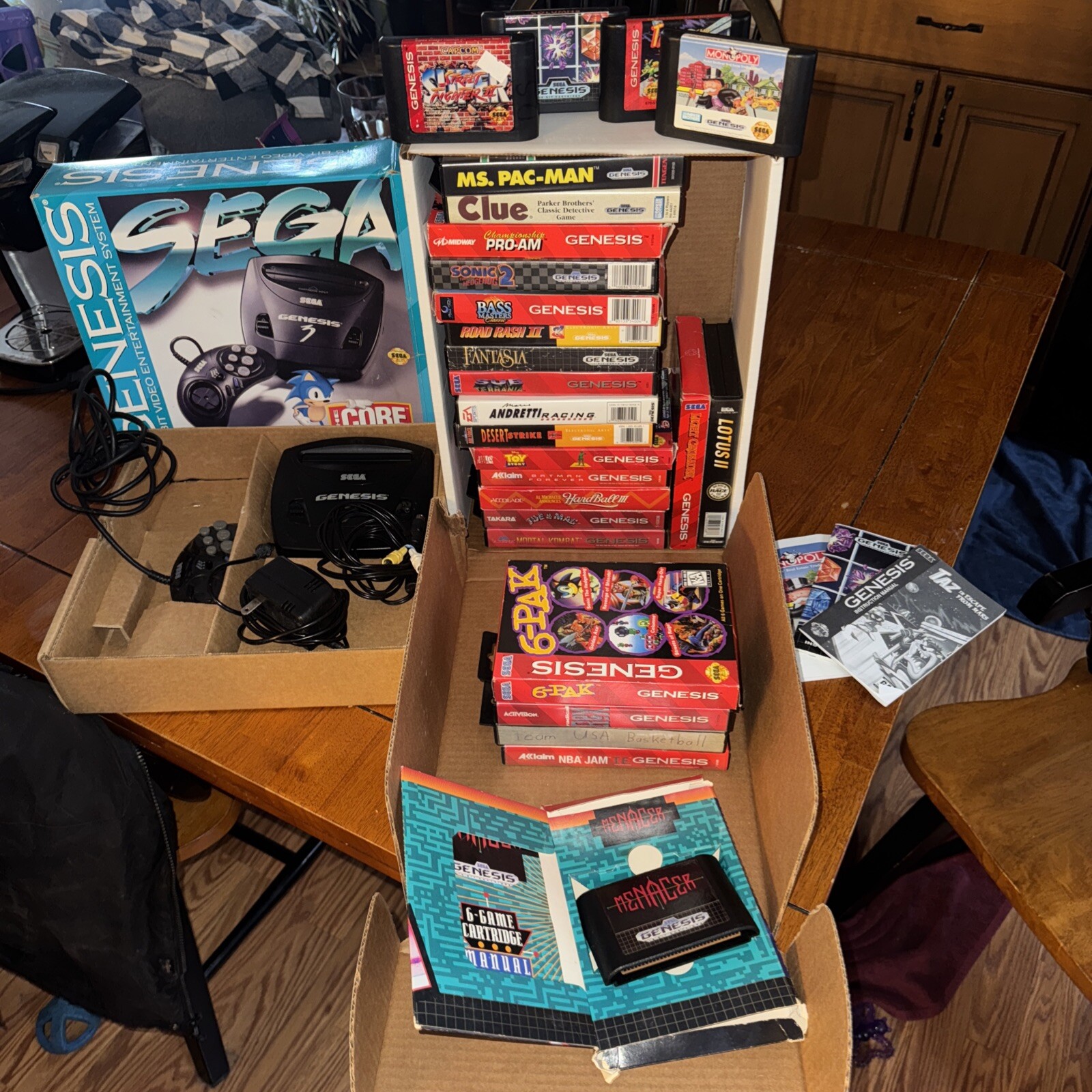 SEGA Genesis Model 3 Core Boxed System Bundle 26 Games Sonic2 Joe & Mac ++++
