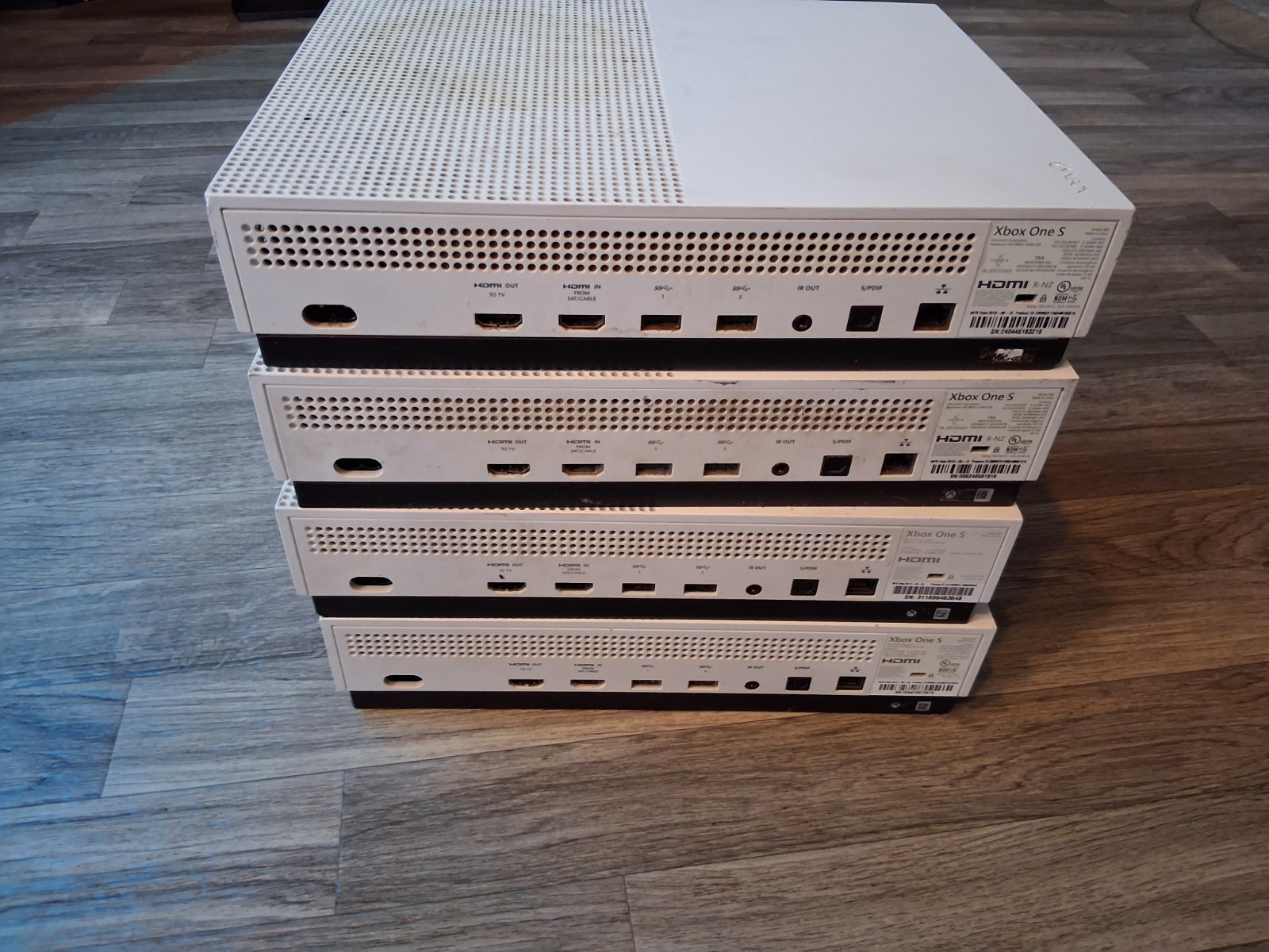 Xbox One S Console Repair Lot 4 Consoles No Signal