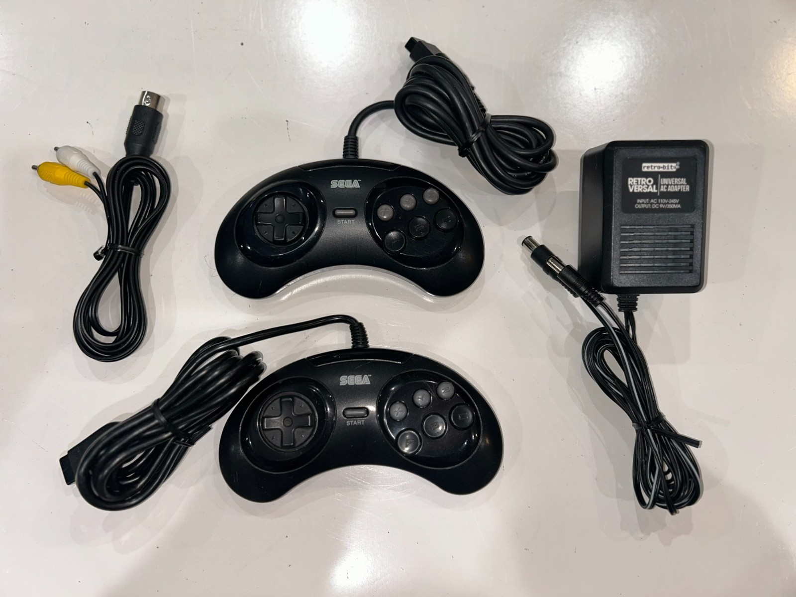 Sega Genesis Model 1 Console High Definition System 2 Controllers + 4 Games #2