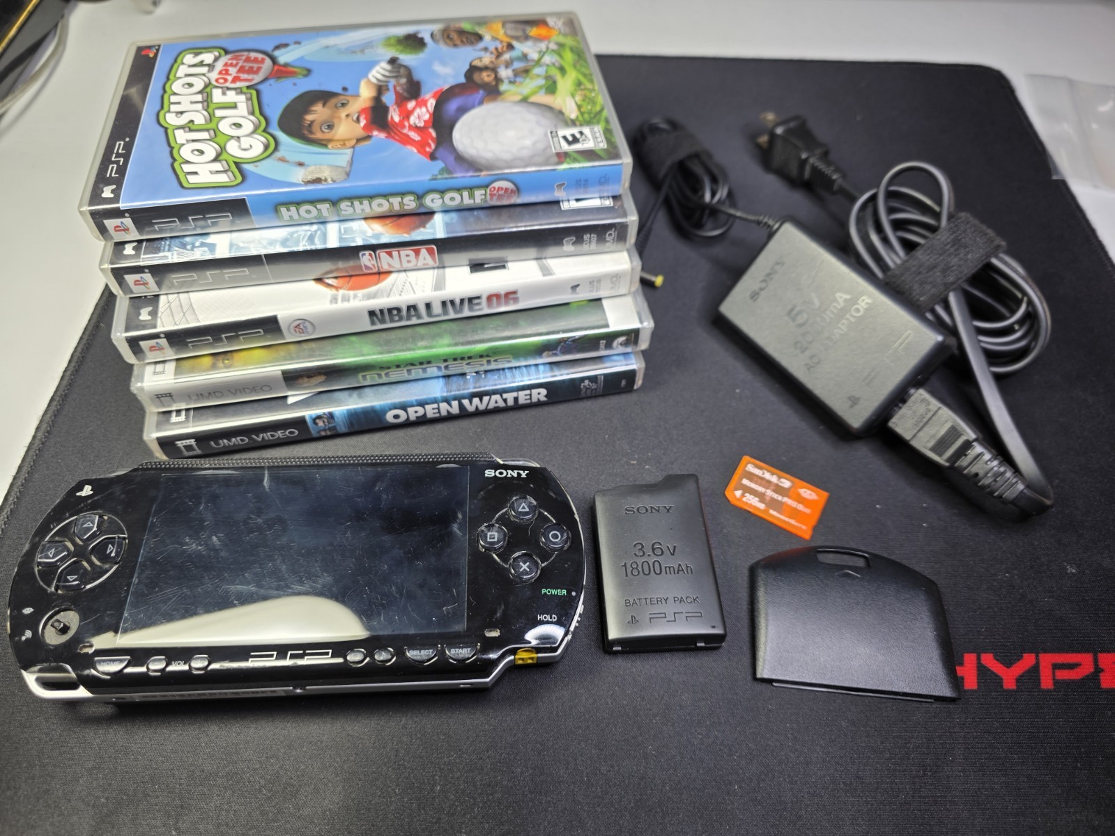 Sony PSP-1001 Black with Charger Battery 256mb Memory Stick + 2UMD + 3 Games ⚠️