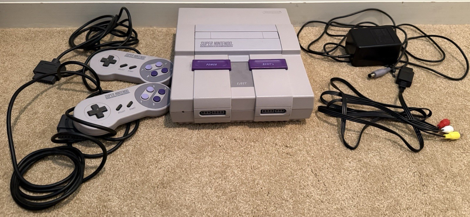 Super Nintendo Entertainment System SNES Console Gaming System SNS-001 Gray