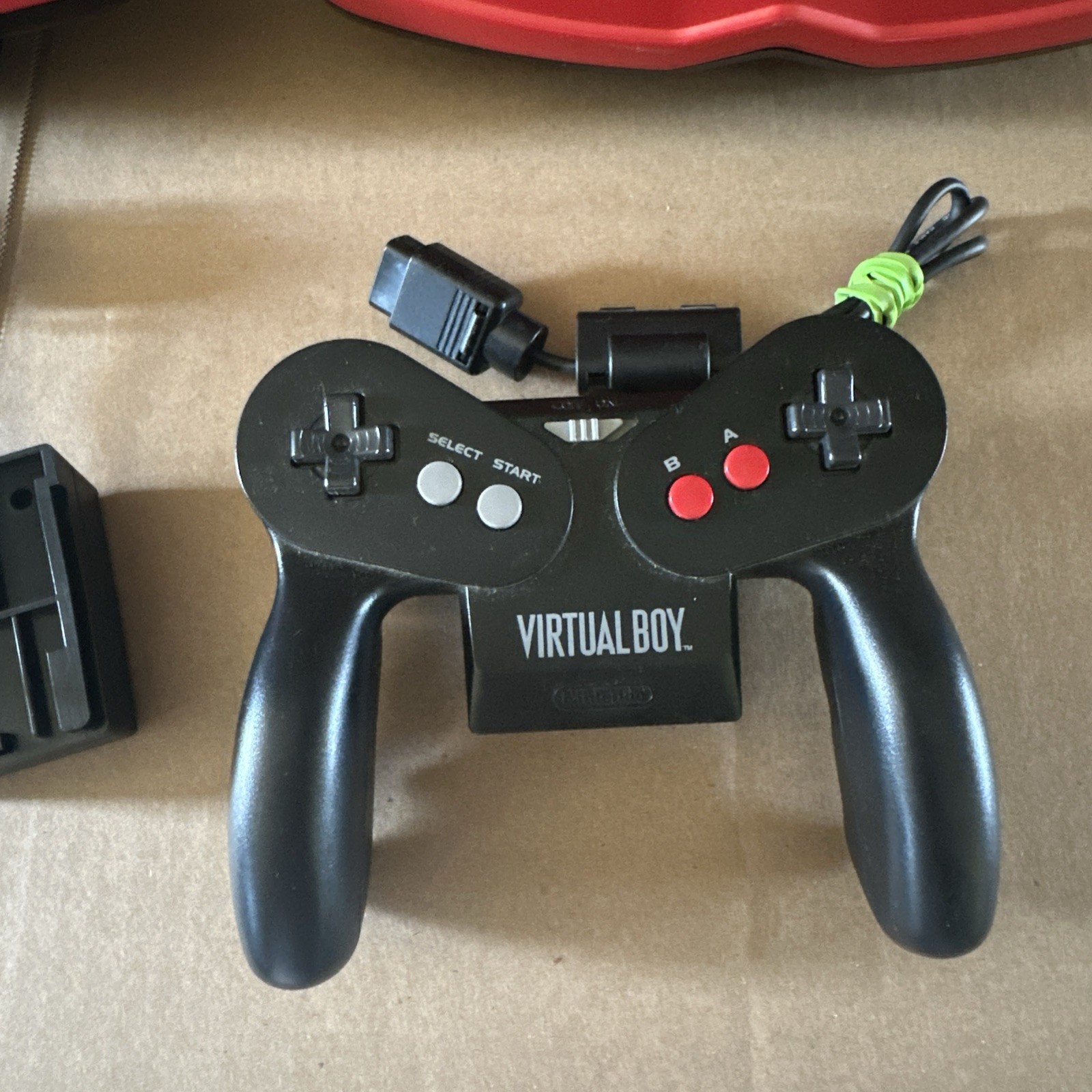 Nintendo Virtual Boy Video Game 2 Console & Controller 1995 VUE-001 One Works