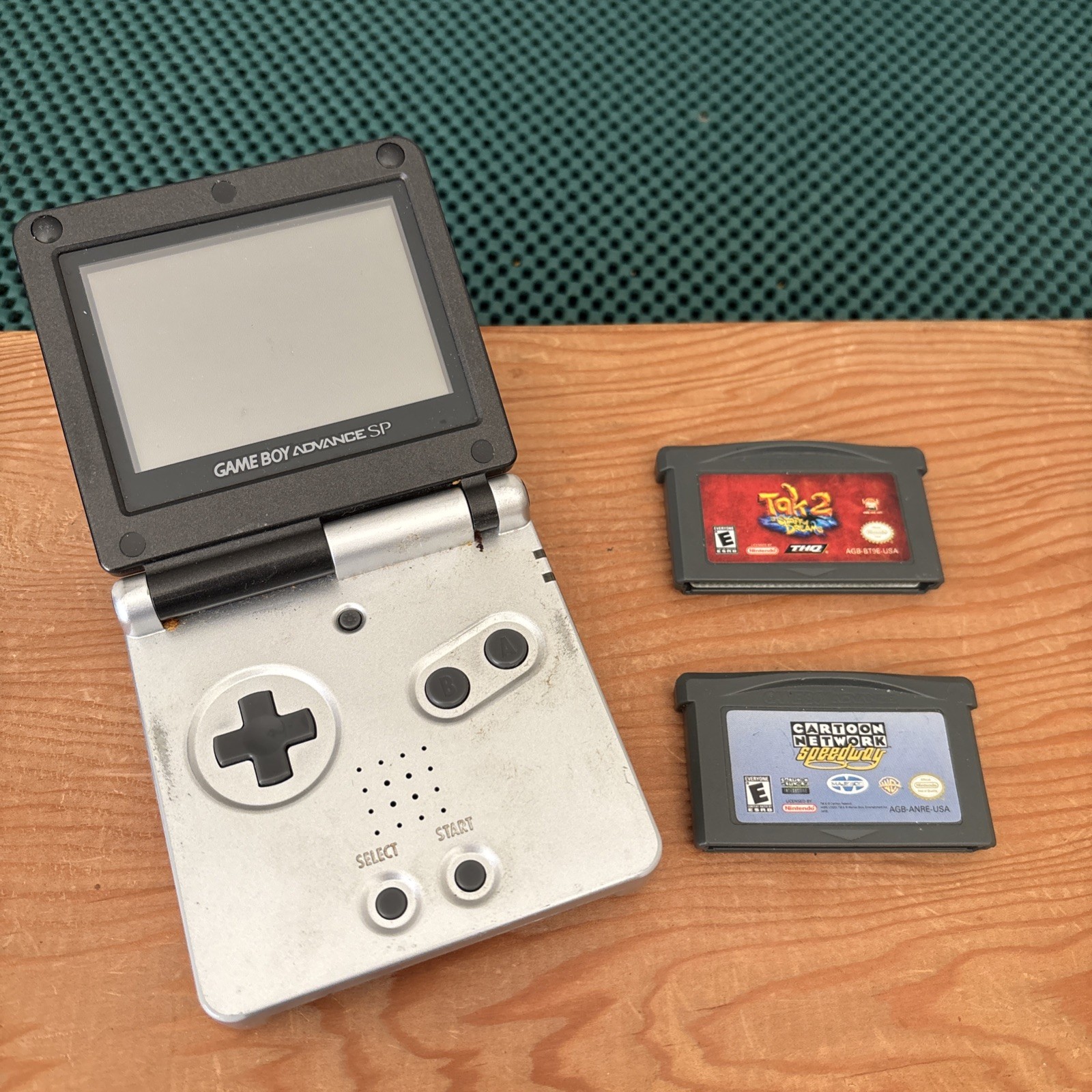 Nintendo Game Boy Advance SP Handheld System – Silver & Black NEW BATTERY