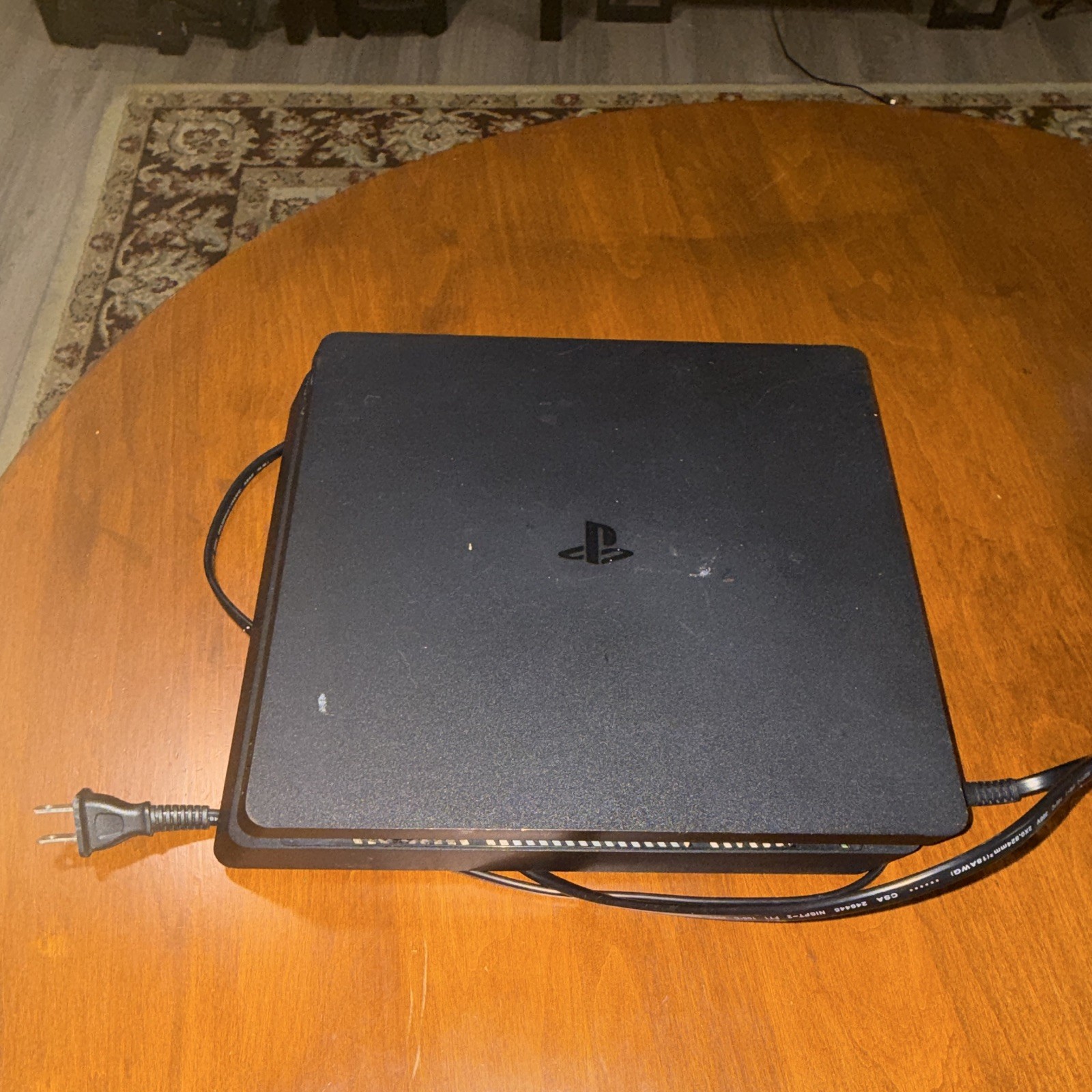 Ps 4 Slim Home Console Black Wi-Fi Capability HDMI( no HDMI or controller )