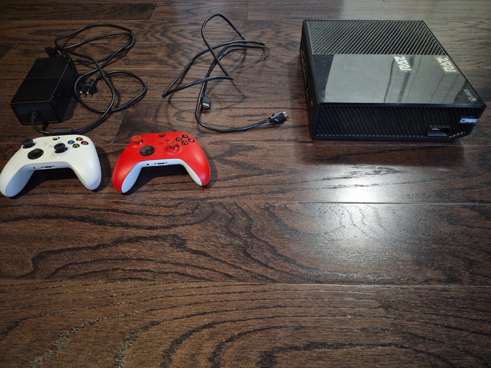 Microsoft Xbox One 500GB Console with Two Controllers, Power Cable, & HDMI Cords