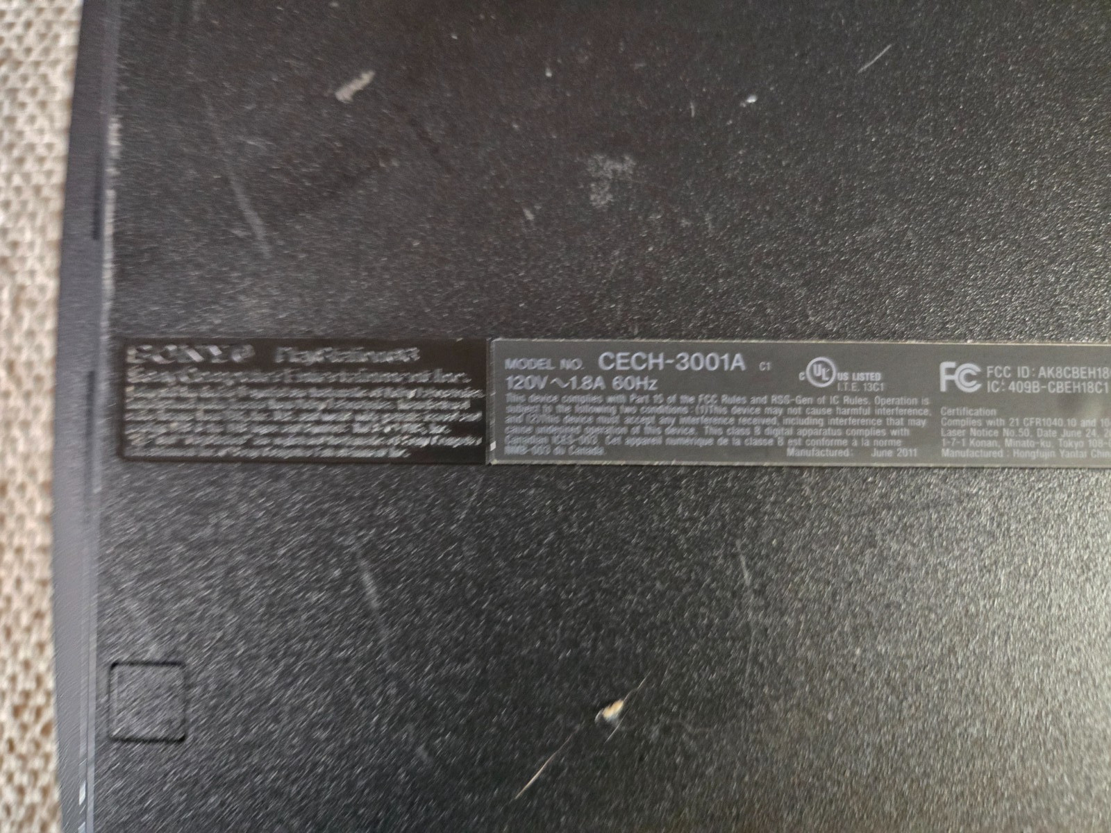 Sony PlayStation 3 Slim 160GB PS3 Console CECH-3001A With OEM Controller TESTED