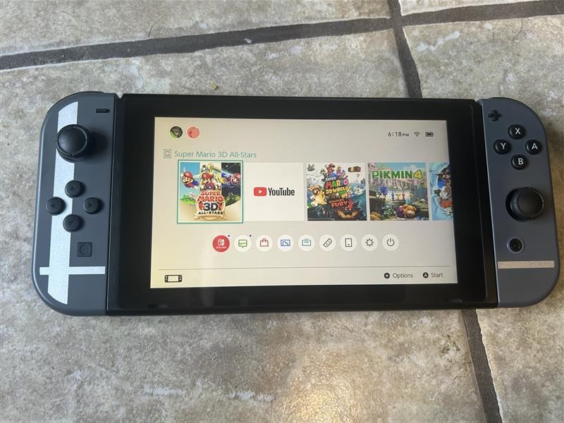 Nintendo Switch Super Smash Bros Ultimate JPN Edition Console + 256GB microSD