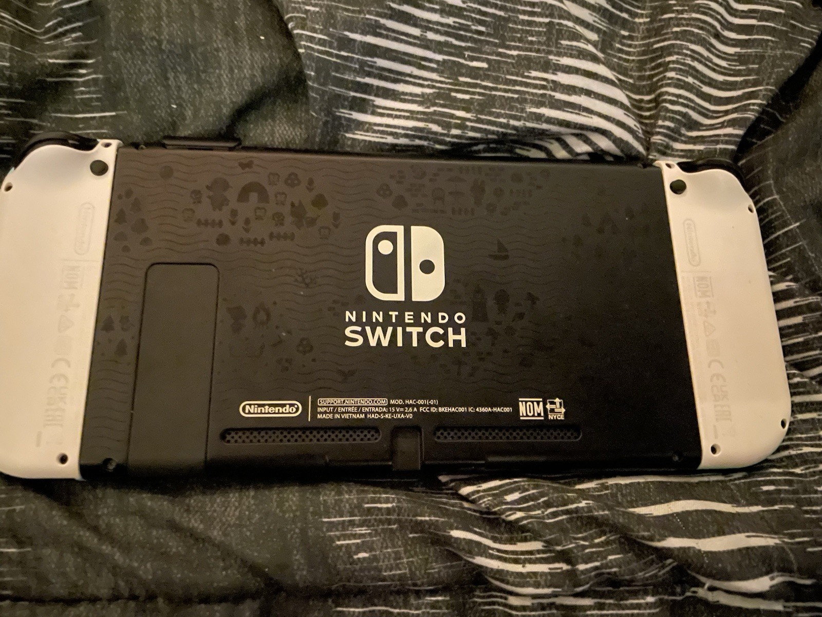 Animal Crossing Nintendo Switch Bundle 6 Games Case Dock Cables Lot Beginners