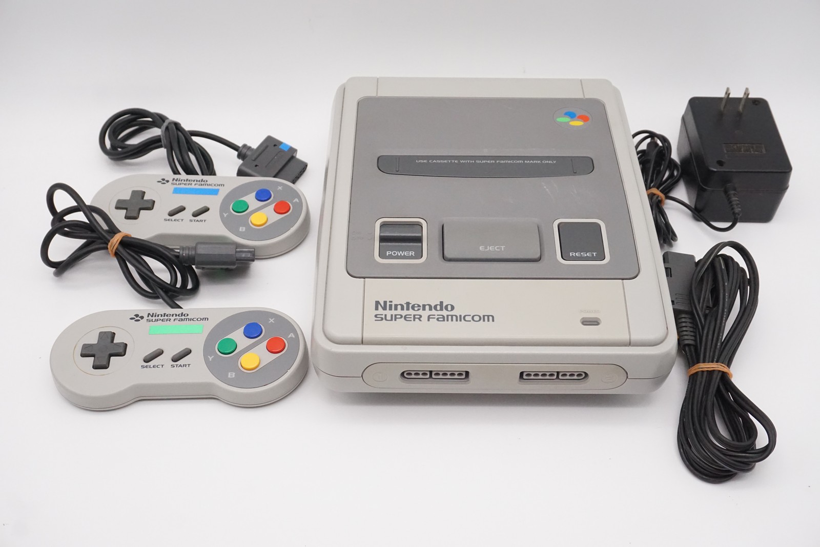 Nintendo Super Famicom Console With 2 Controllers SHVC-001 Tested