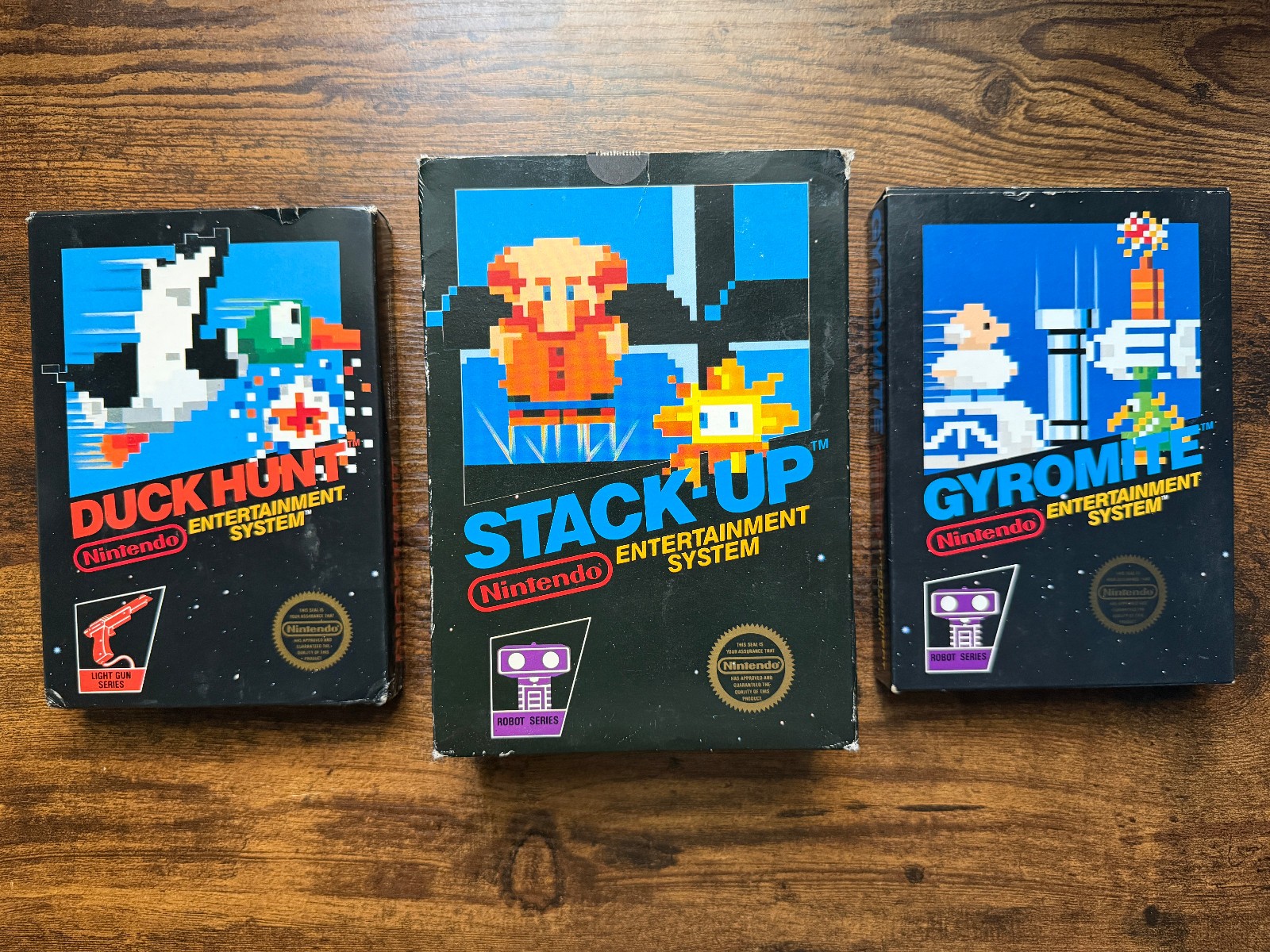 Stack-Up/Gyromite/Duck Hunt Nintendo NES complete box rob post-Deluxe Set system