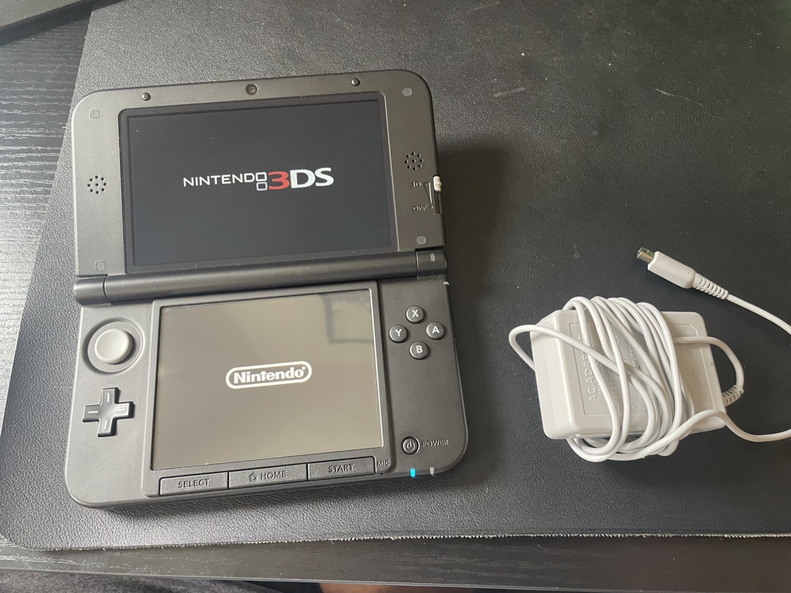 Nintendo 3DS XL Red Black Handheld Console SPR-003 USA Charger Stylus Bundle