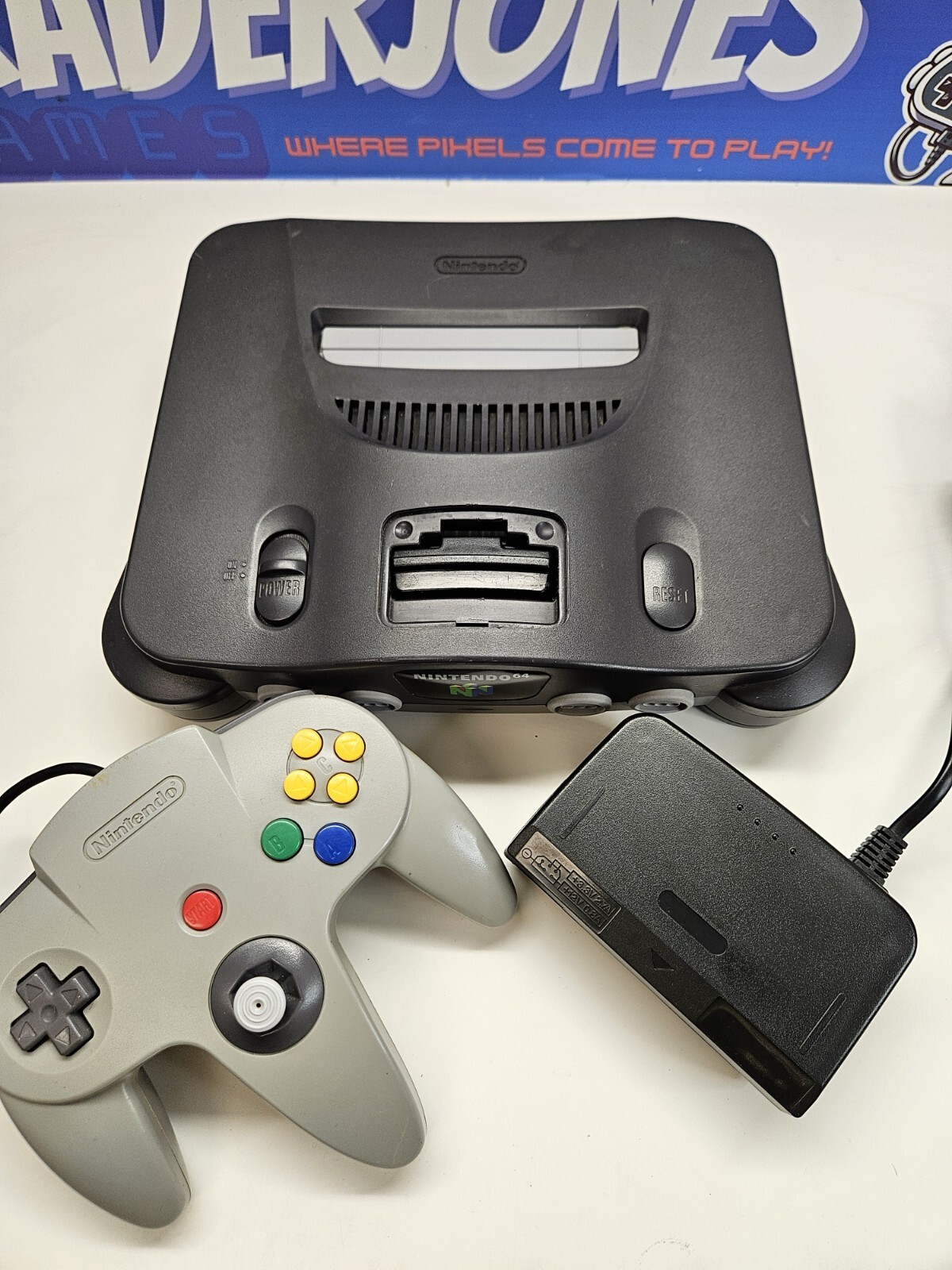 Nintendo 64 Console W/ Controller Jumper Pack & Cords