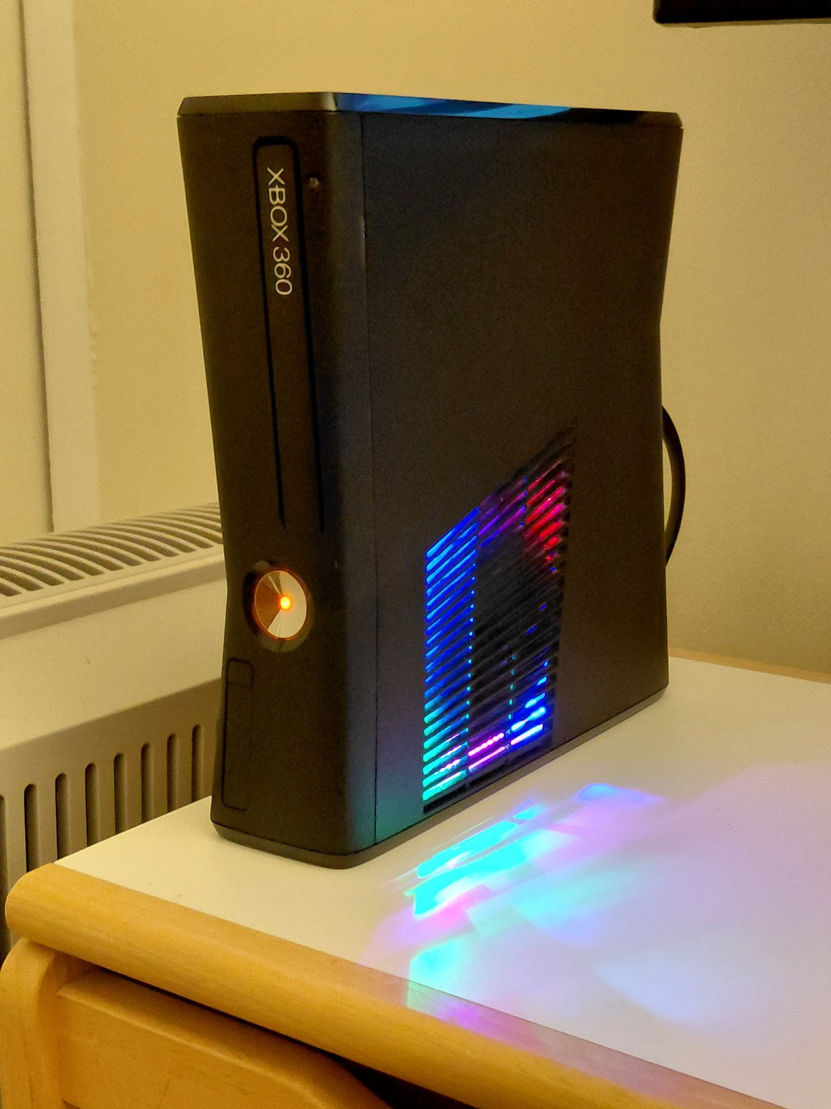 Microsoft Xbox 360 Slim Console RGH3, 2TB HDD, RGB Lights *READ*