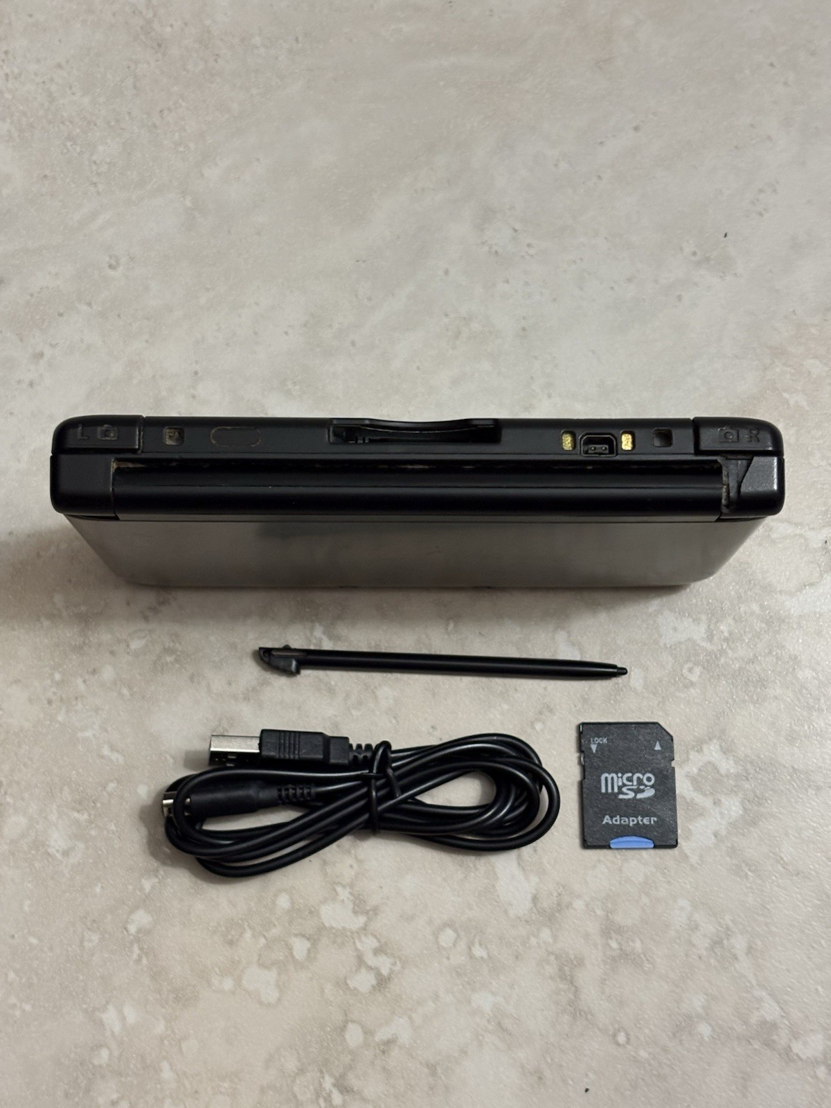 Nintendo 3DS XL LL Silver And Black Handheld With Charger And Stylus Read Desc